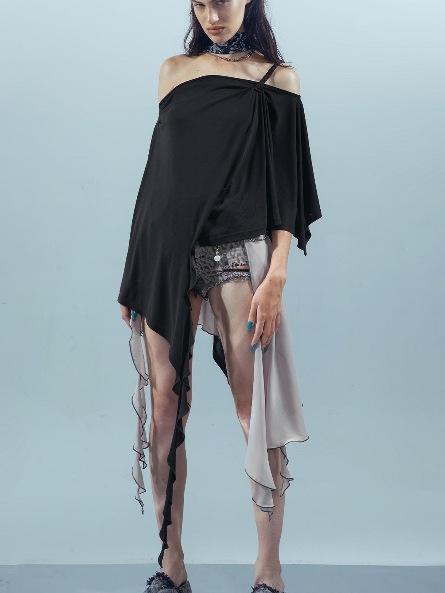 UpdateNN NORTH NODE Asymmetrical Ruffle One Shoulder Top