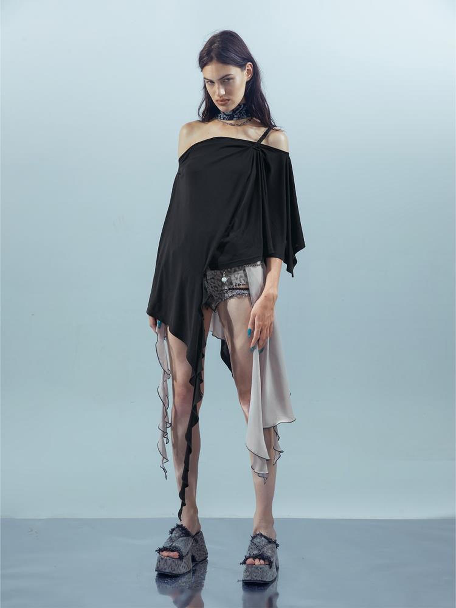 UpdateNN NORTH NODE Asymmetrical Ruffle One Shoulder Top