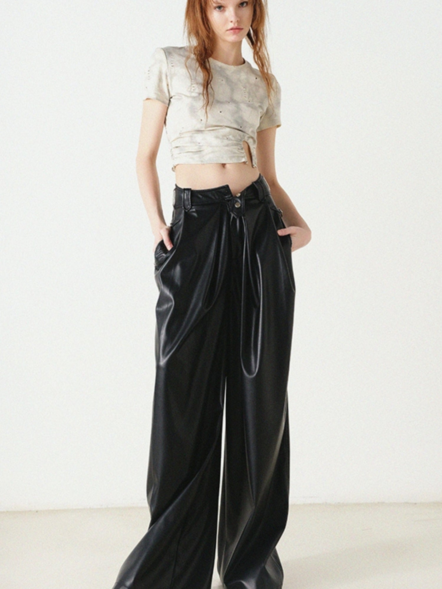 UpdateNN NORTH NODE Cropped High Waist Slim Fit Tee