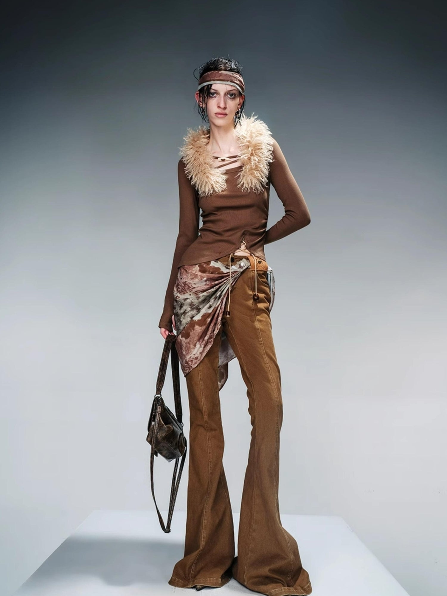 NN NORTH NODE Detachable Fur Collar Knit Top With Asymmetric Hem