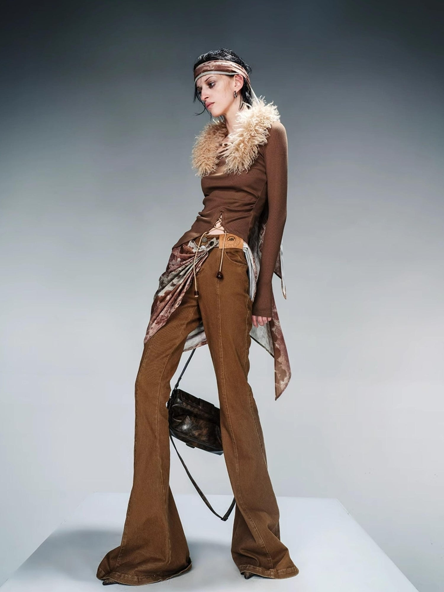 NN NORTH NODE Detachable Fur Collar Knit Top With Asymmetric Hem
