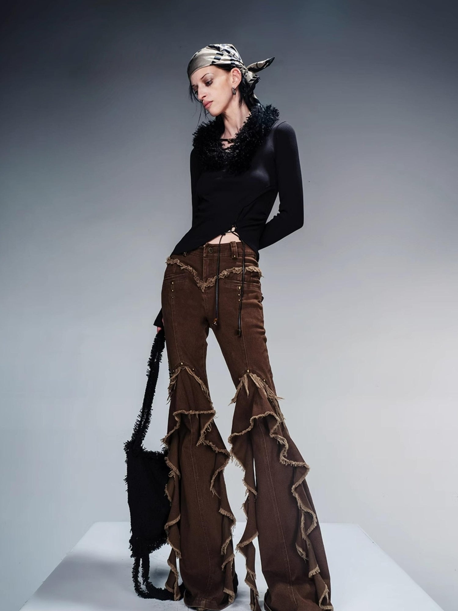 NN NORTH NODE Detachable Fur Collar Knit Top With Asymmetric Hem