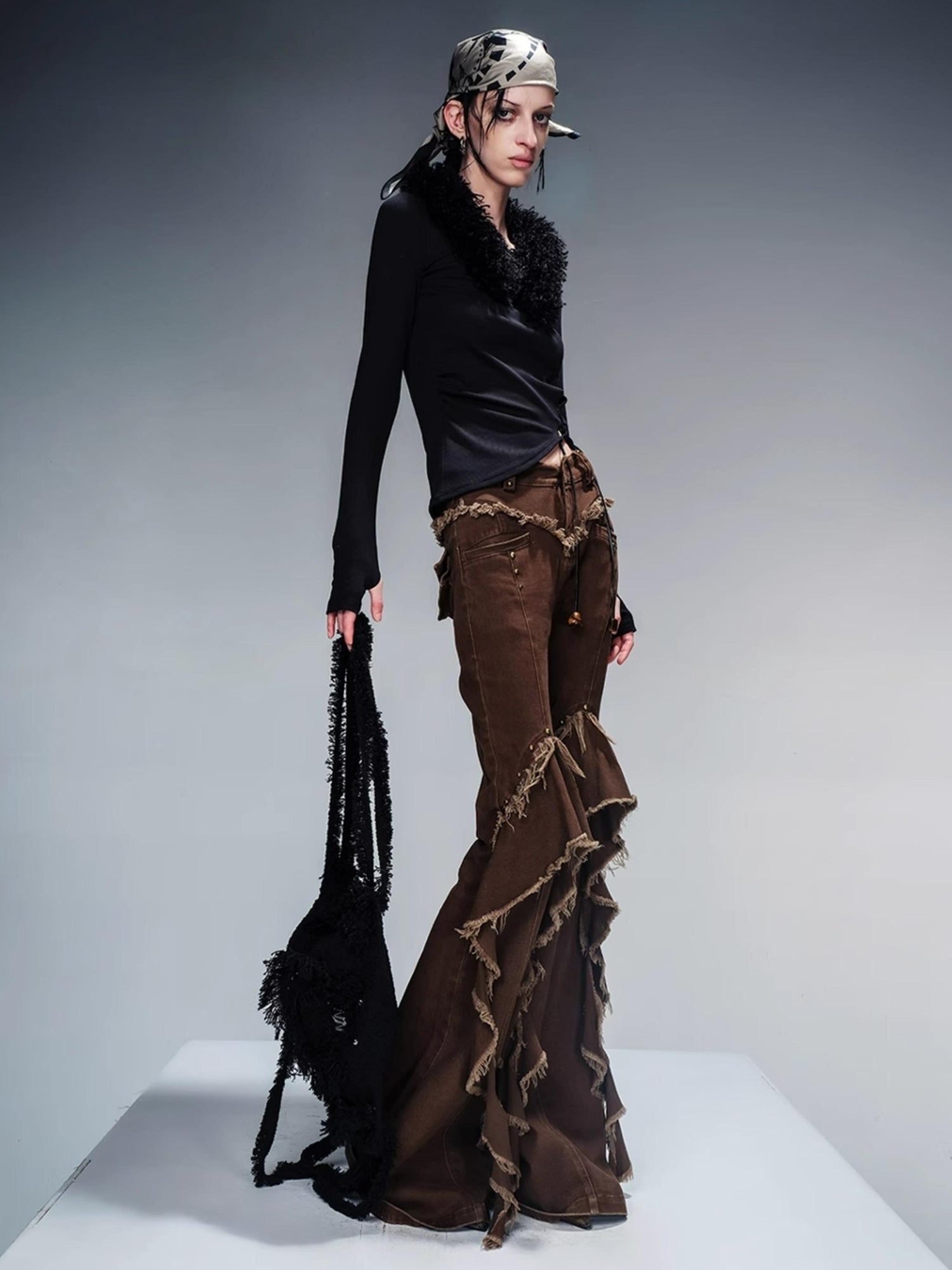 NN NORTH NODE Detachable Fur Collar Knit Top With Asymmetric Hem