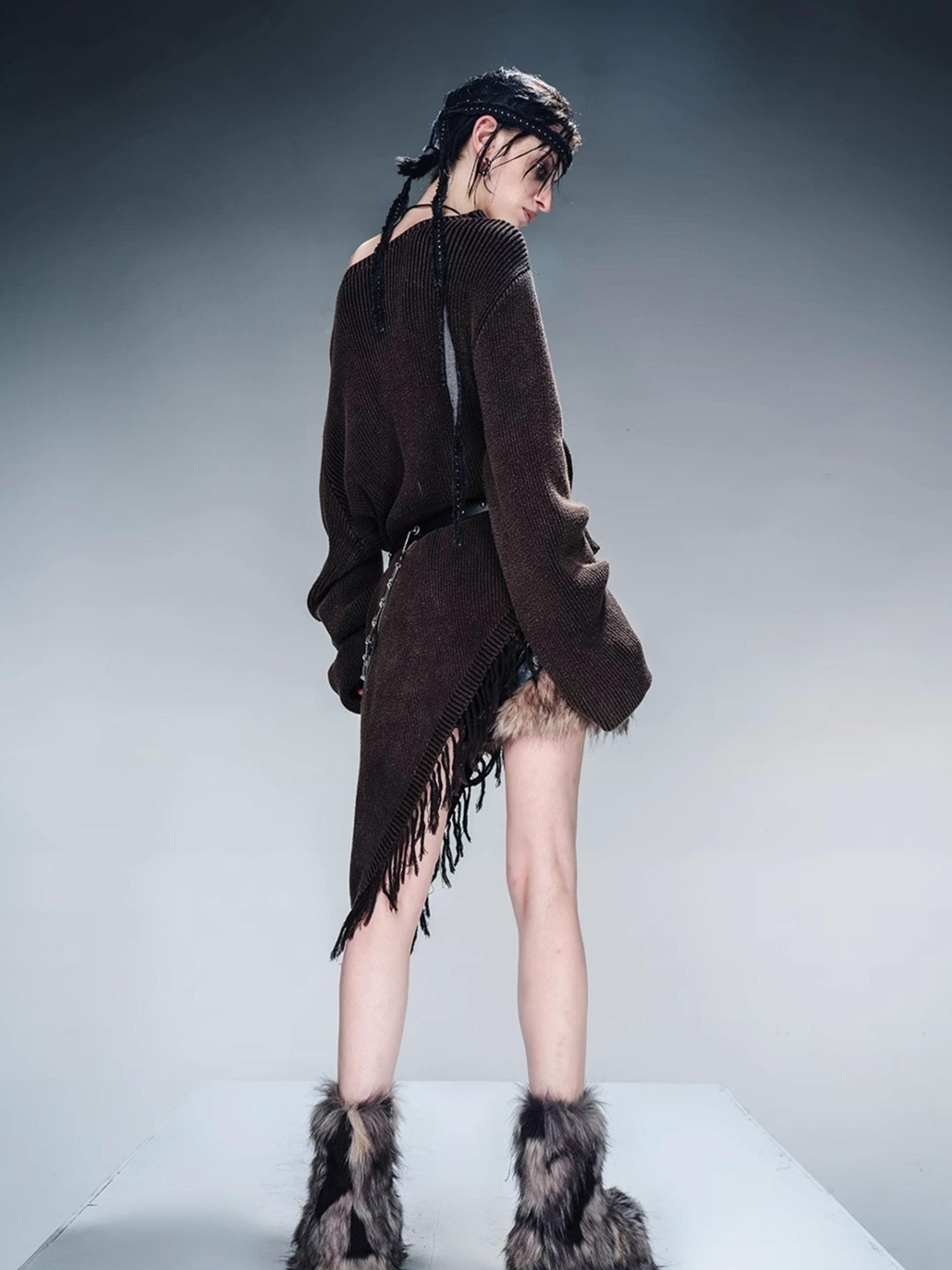 NN NORTH NODE Distressed Fringe Sweater With Asymmetric Hem