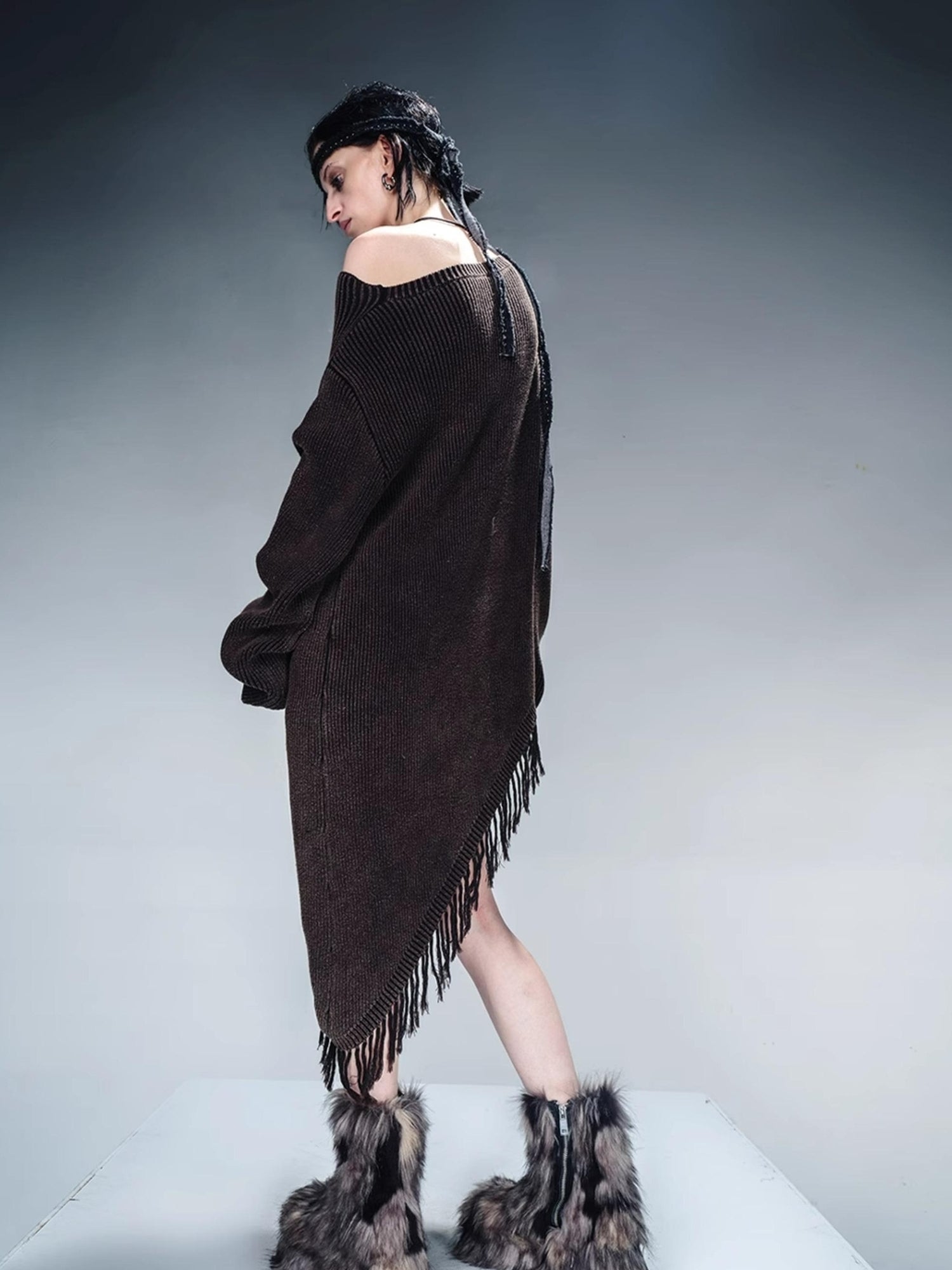 NN NORTH NODE Distressed Fringe Sweater With Asymmetric Hem