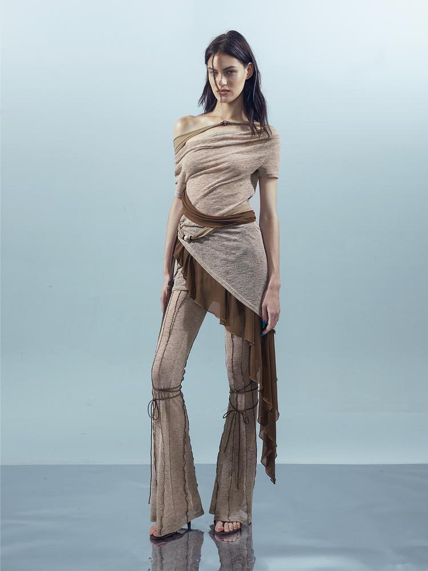 UpdateNN NORTH NODE Ethereal Threads Mirage T-shirt With Beaded Mesh V-neck Long-Sleeve