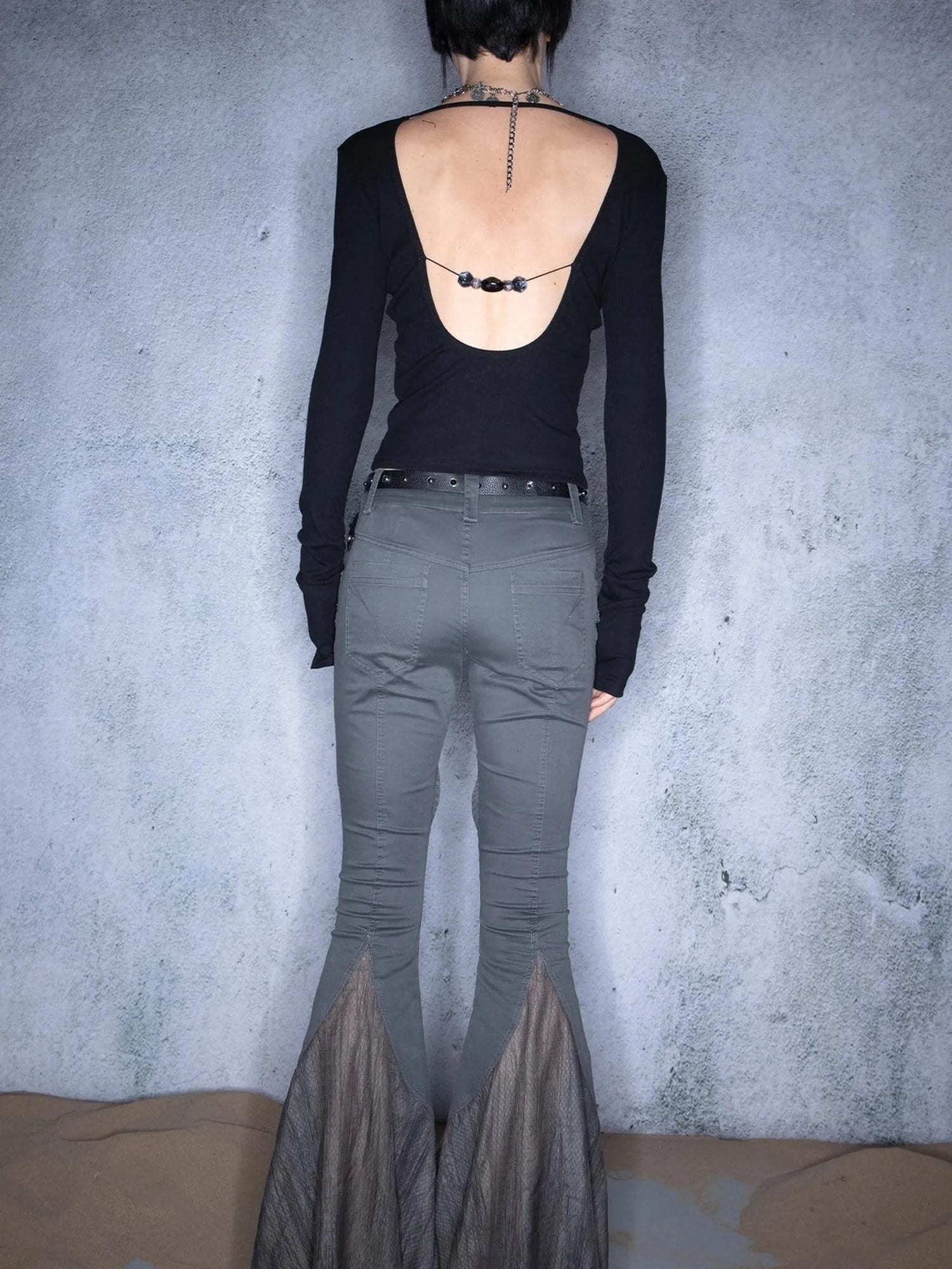 Low Back Beaded V-Neck Long Sleeve Top