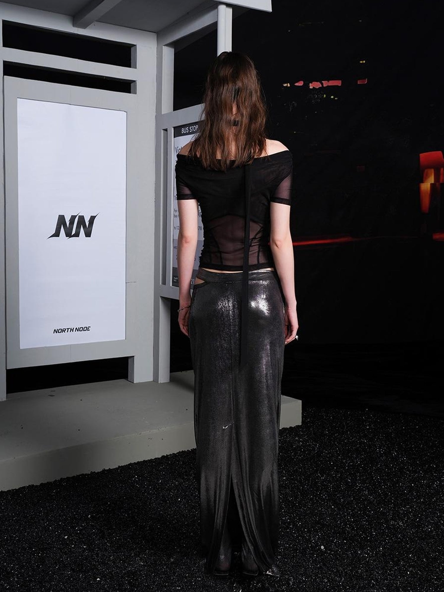 UpdateNN NORTH NODE Mesh Rhinestone Short Sleeve T-shirt Reversible V-neck