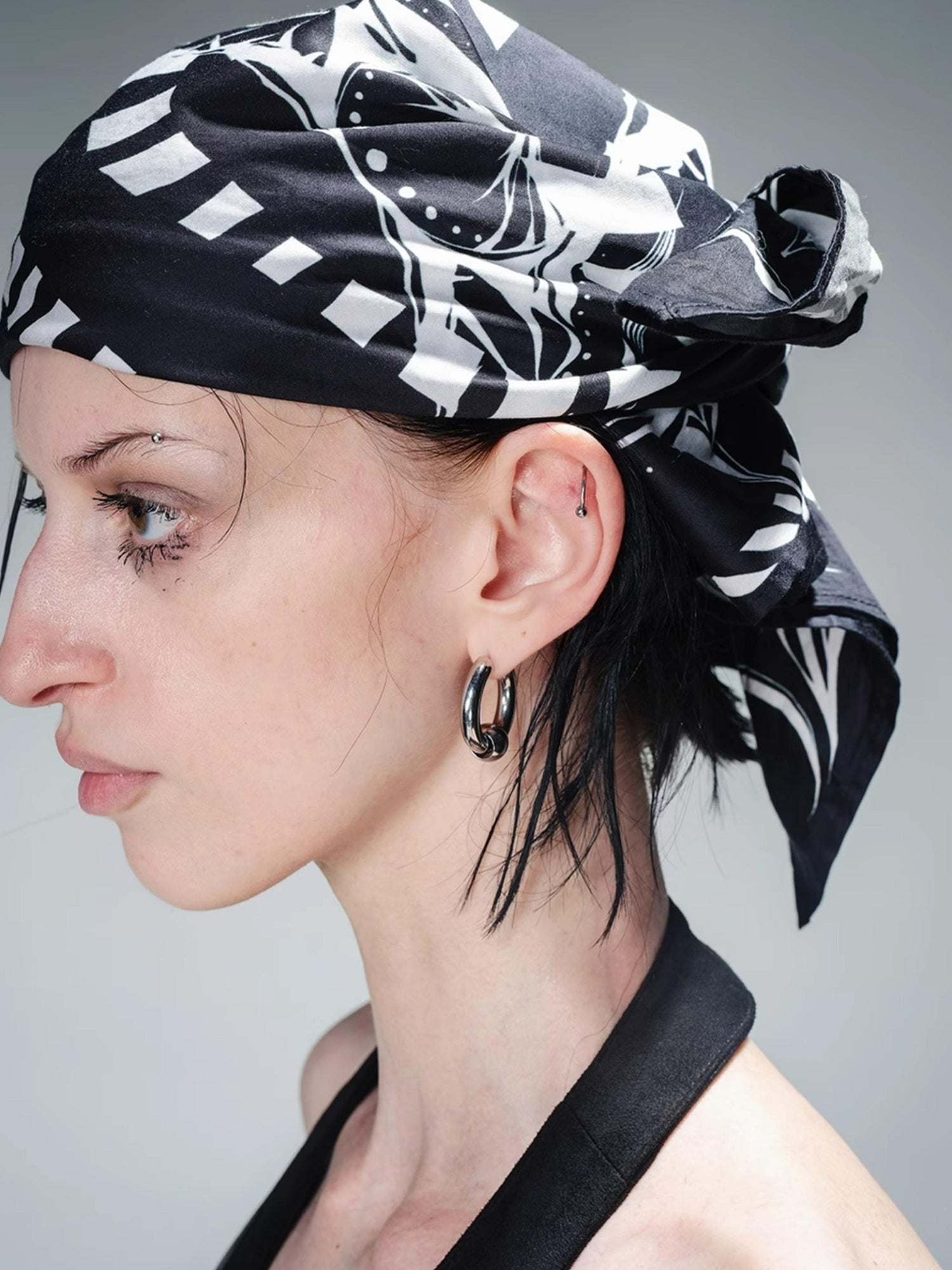 UpdateNN NORTH NODE Multifunctional Square Scarf Wrap Shawl Versatile Wear