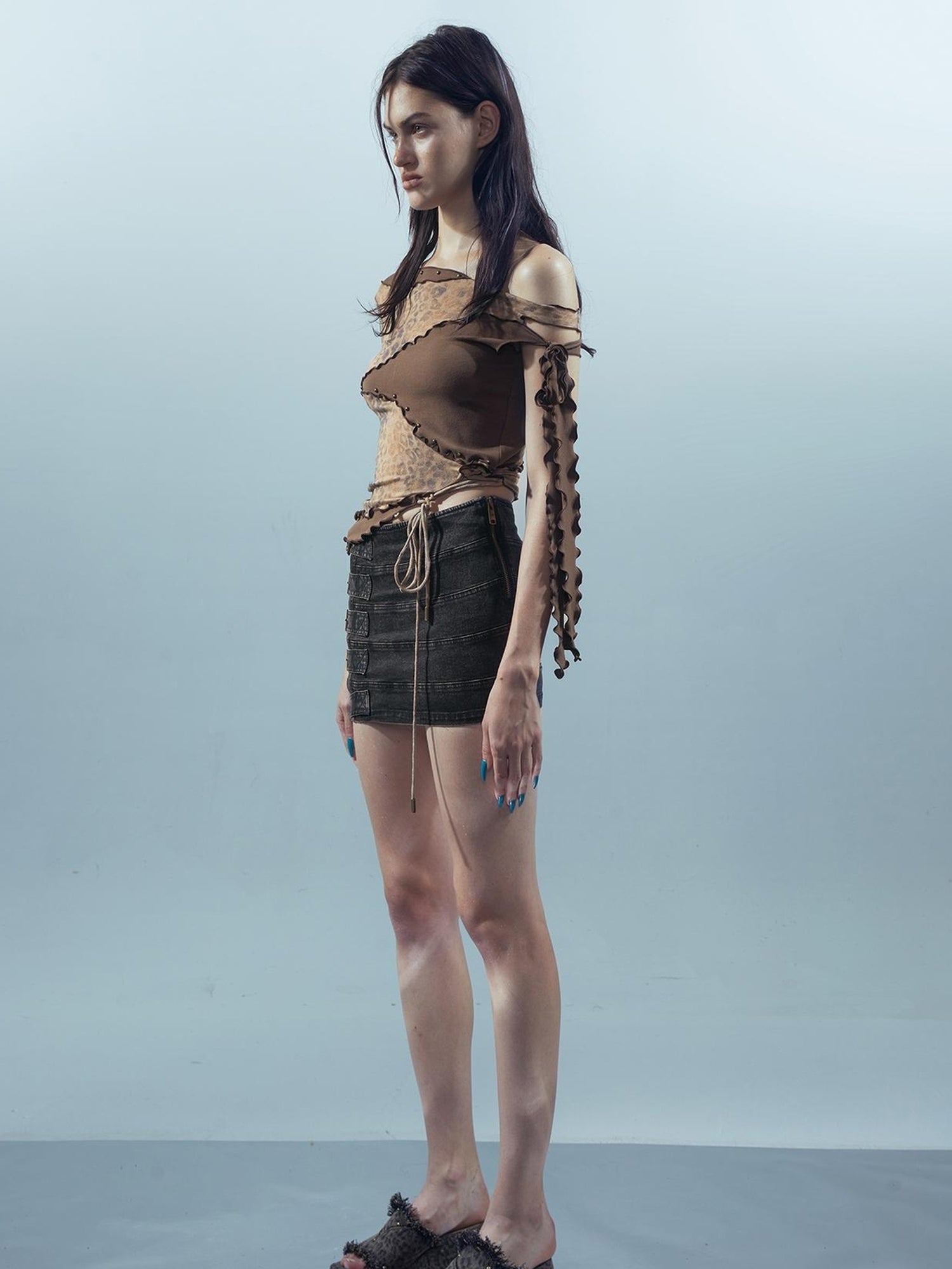 UpdateNN NORTH NODE Piscean Loom Ethereal Threads Asymmetric Knot V-Neck T-Shirt Long-Sleeve