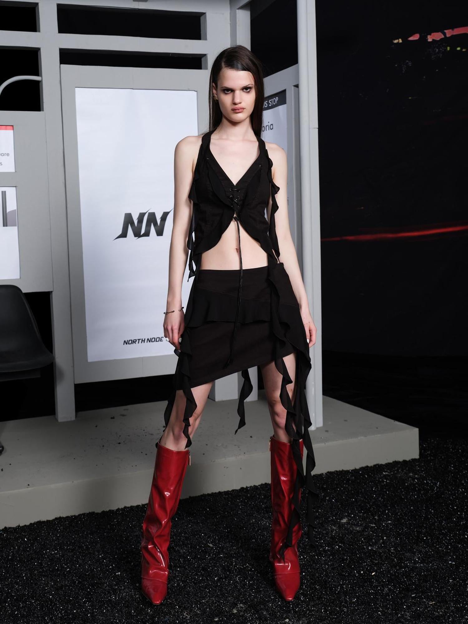 UpdateNN NORTH NODE Ruffled Asymmetrical Skirt With Floral Hem