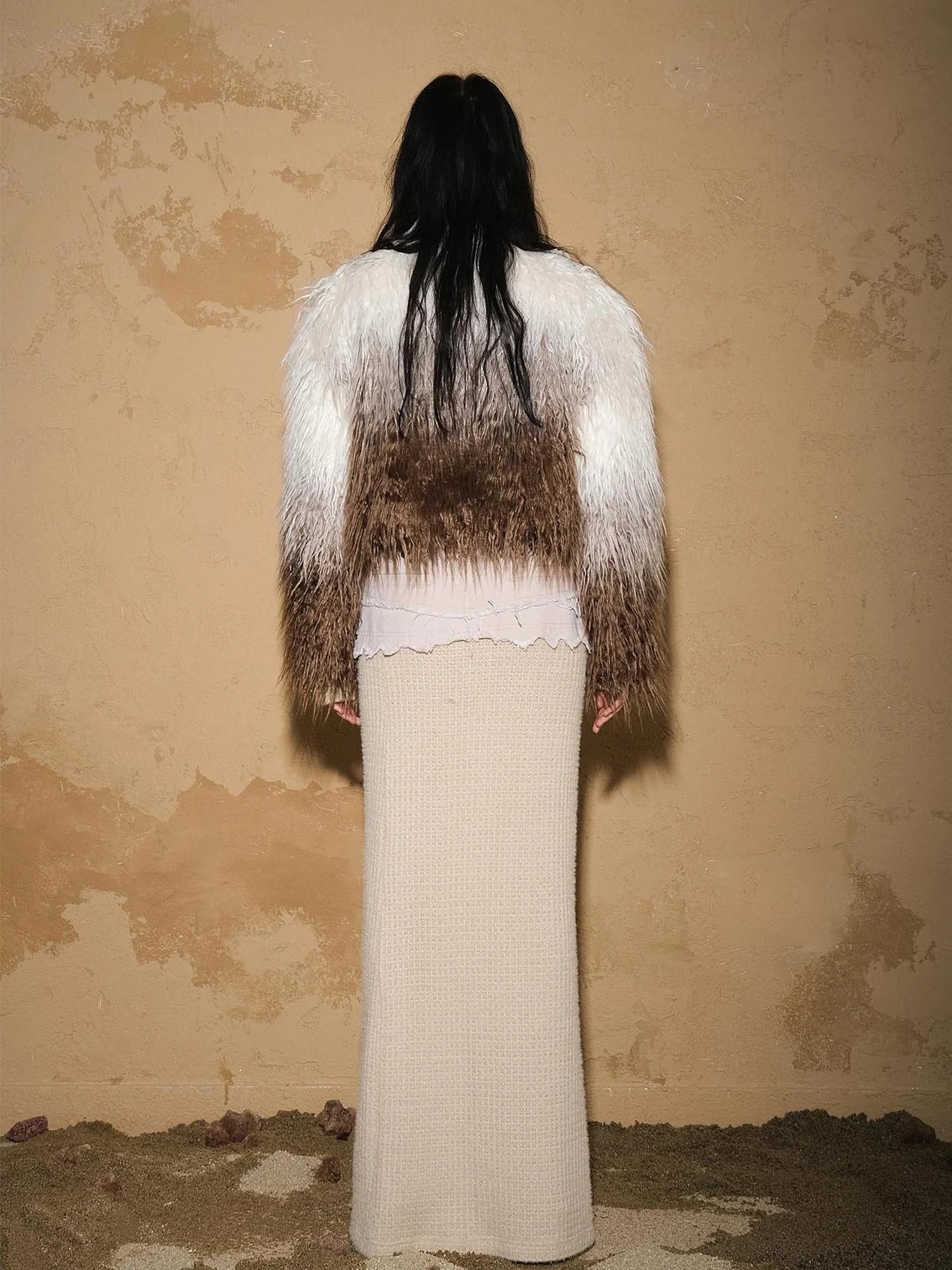 Sand City Gradient Fuzzy Coat V-neck T-shirt Long Sleeve