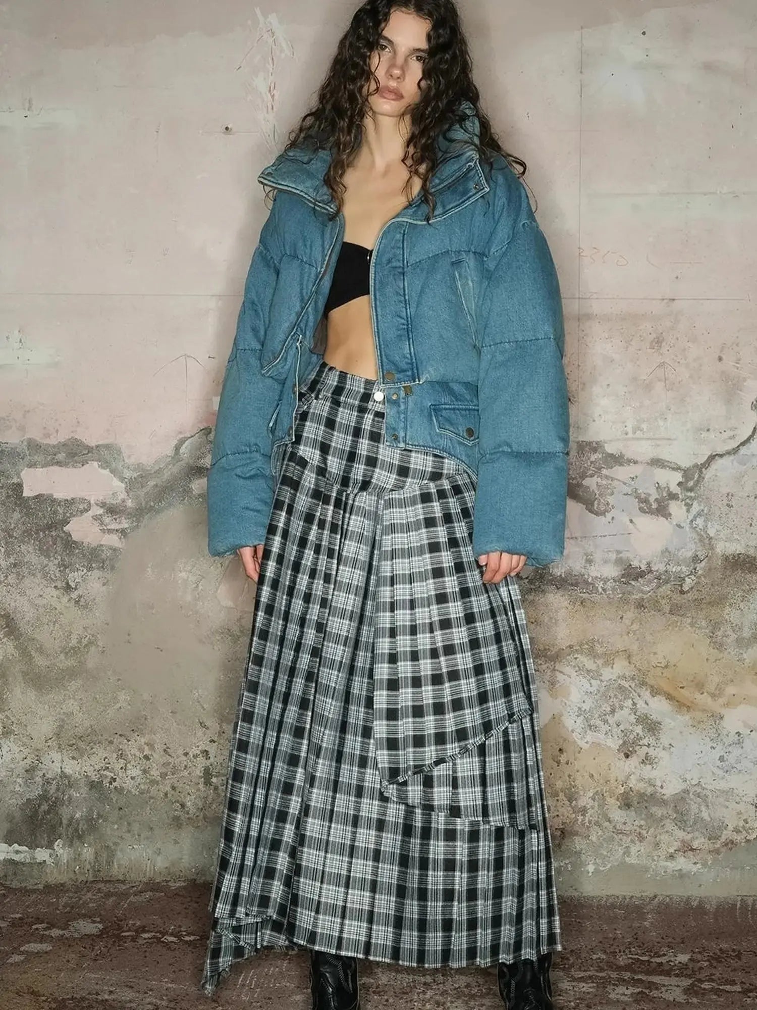 Short Puffer Jacket With 90 White Duck Down In Denim Style