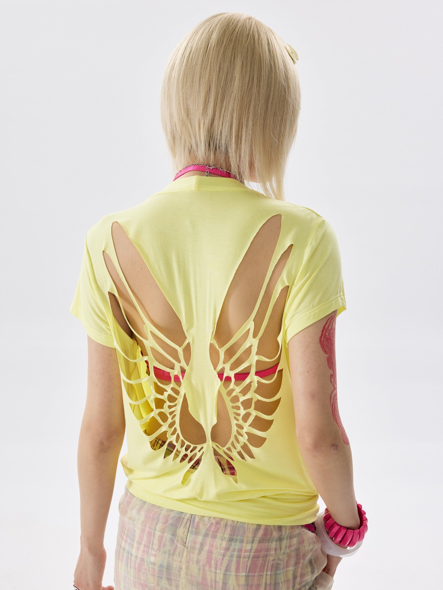 NONAME SPACE Cutout Wing Skin Friendly Scoop Neck Women&
