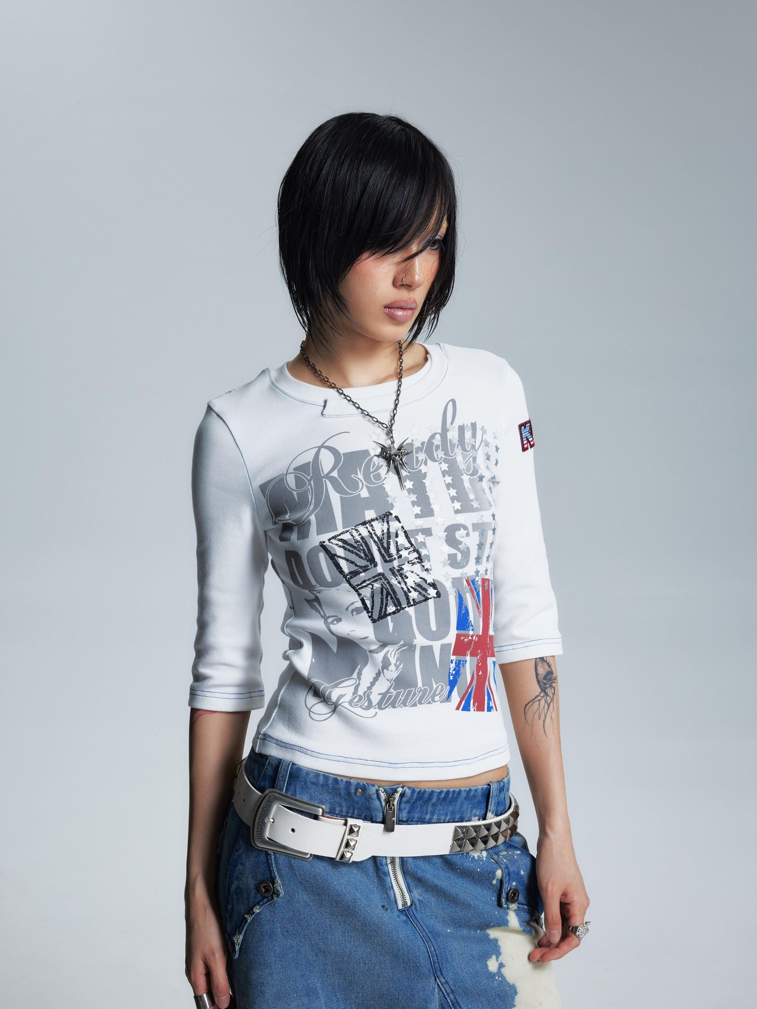 NONAME SPACE Topstitched Asymmetric Neck Applique Slim Women&