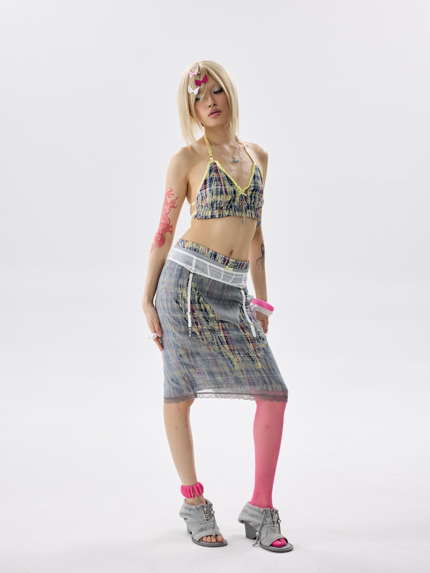 NONAME SPACE Two Tone Checkered Pleated Ruffle Adjustable Halter Women&