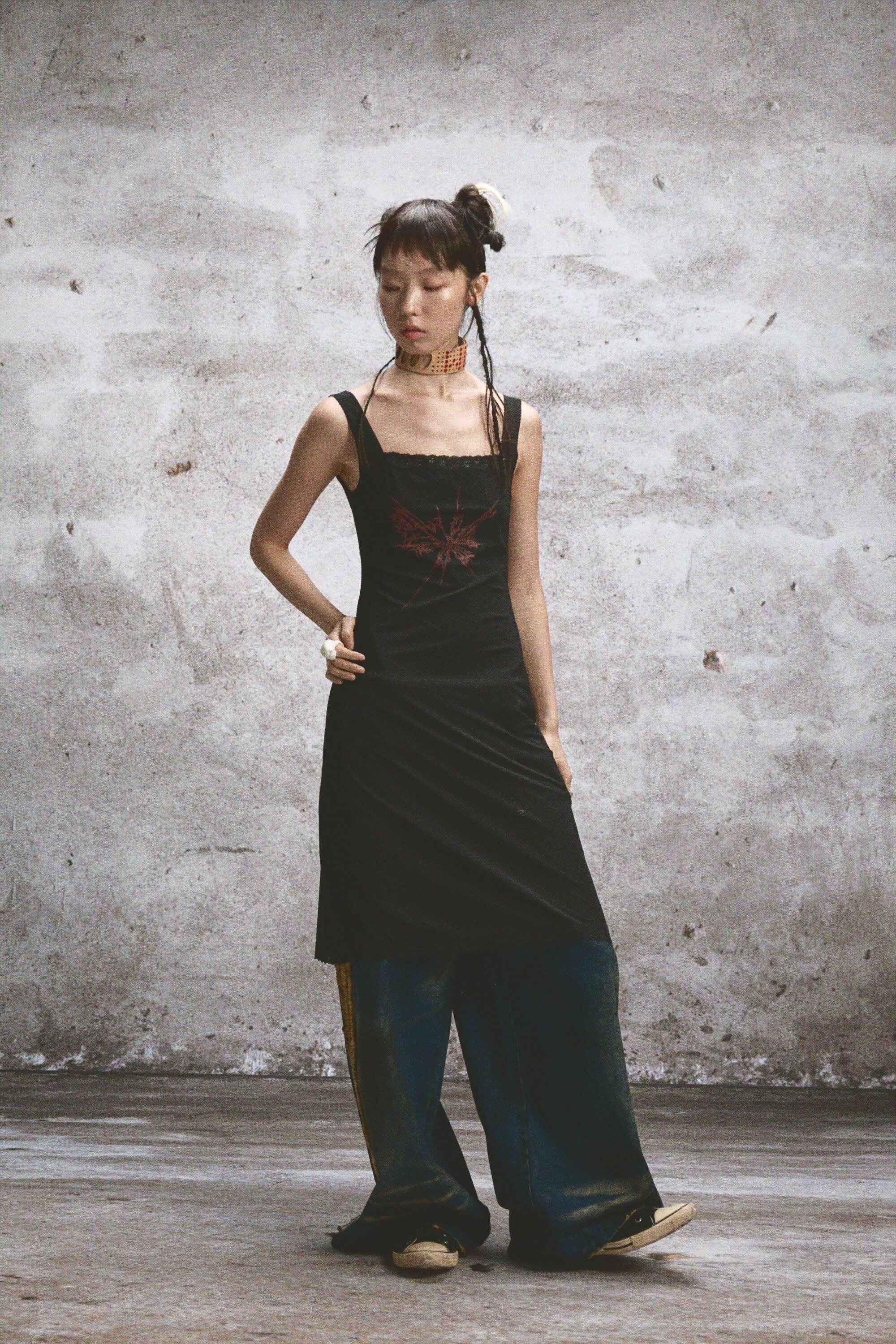 NONAME_SPACE_Two_Tone_Sheer_Printed_Lace_Strappy_Open_Back_Women&