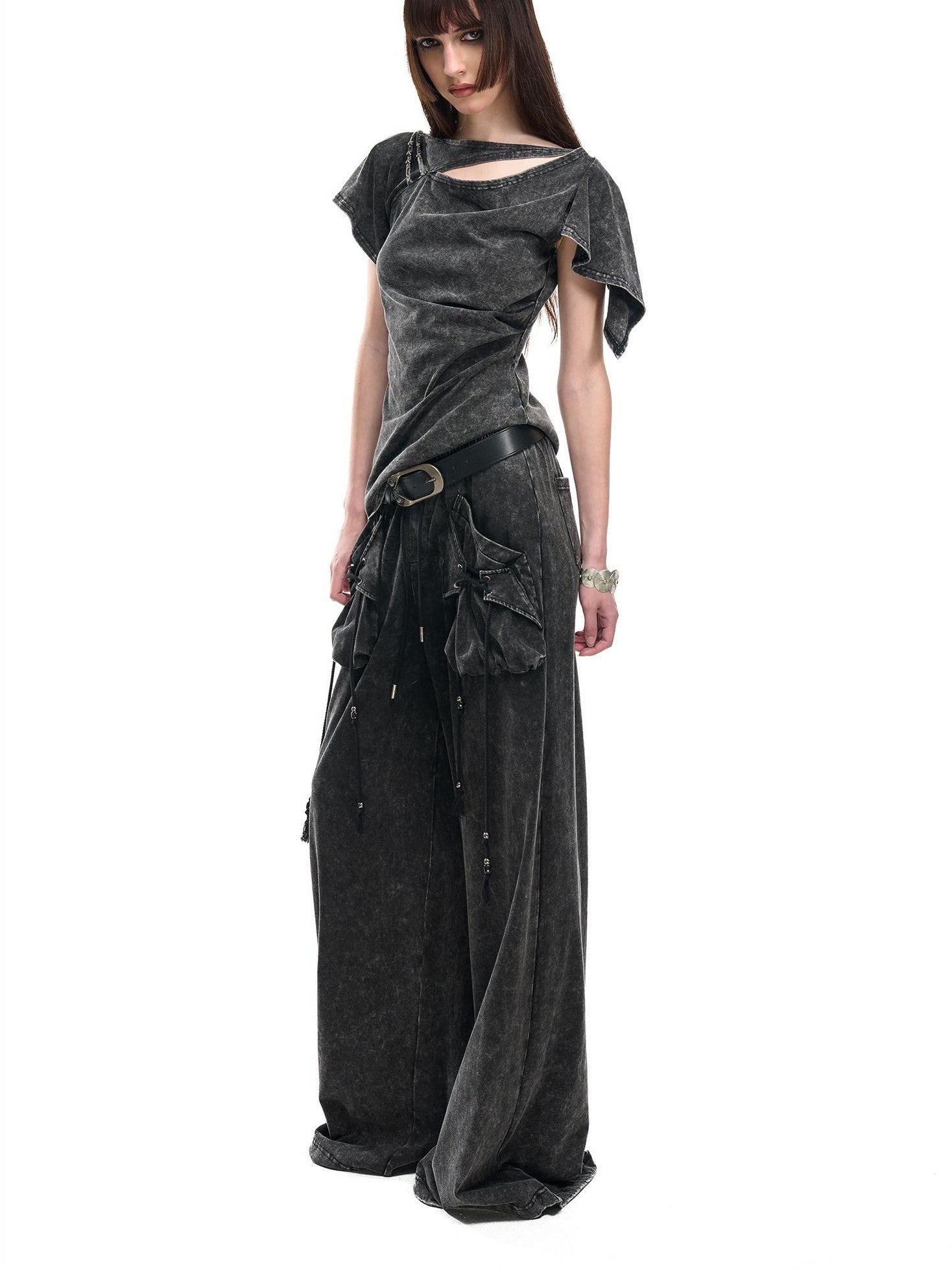 NORTH NODE Asymmetric Ruffle Sleeve Round Neck Slim Fit Women&