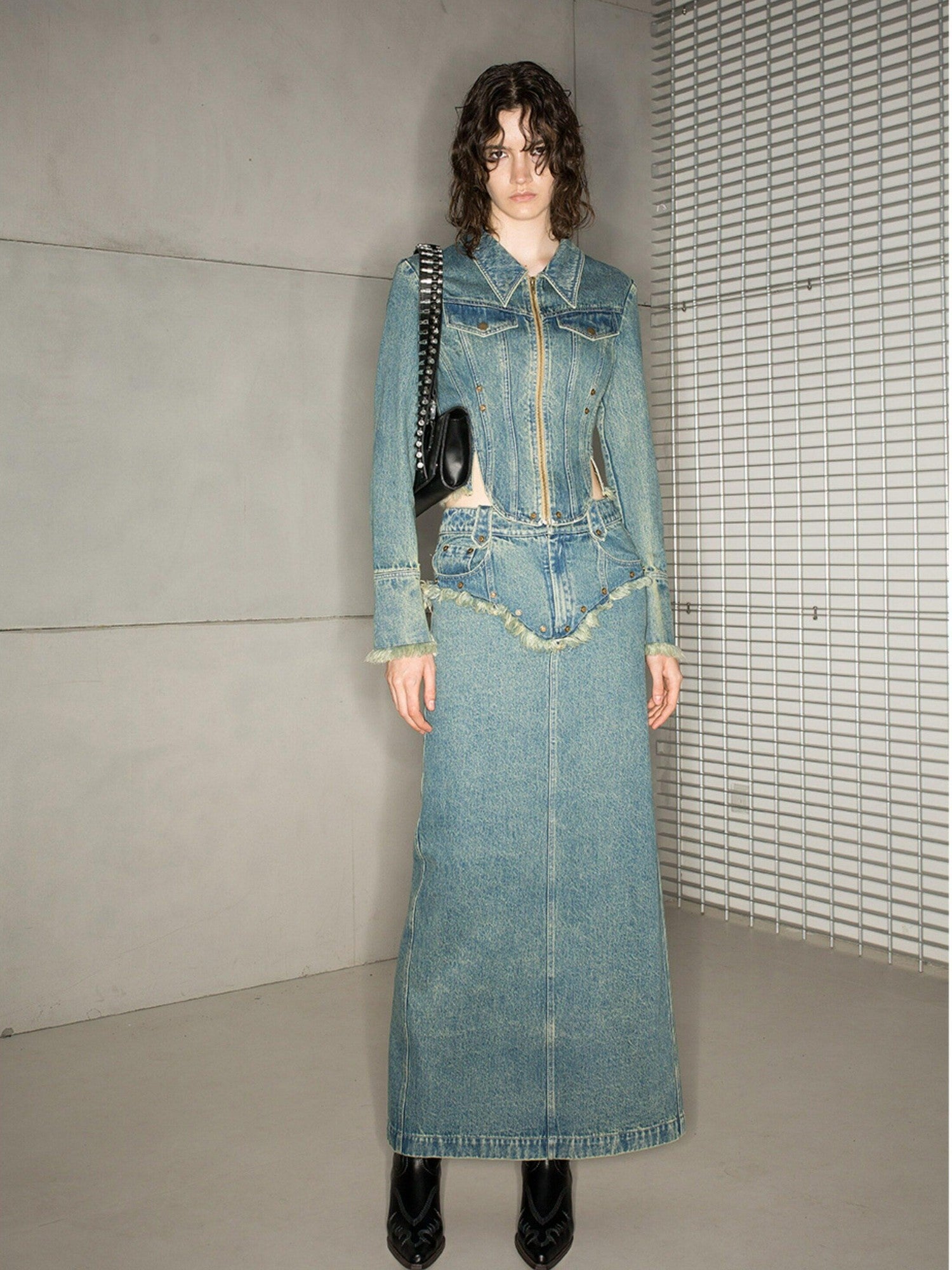NORTH NODE Blue Washed Frayed Hem Slimming Women&