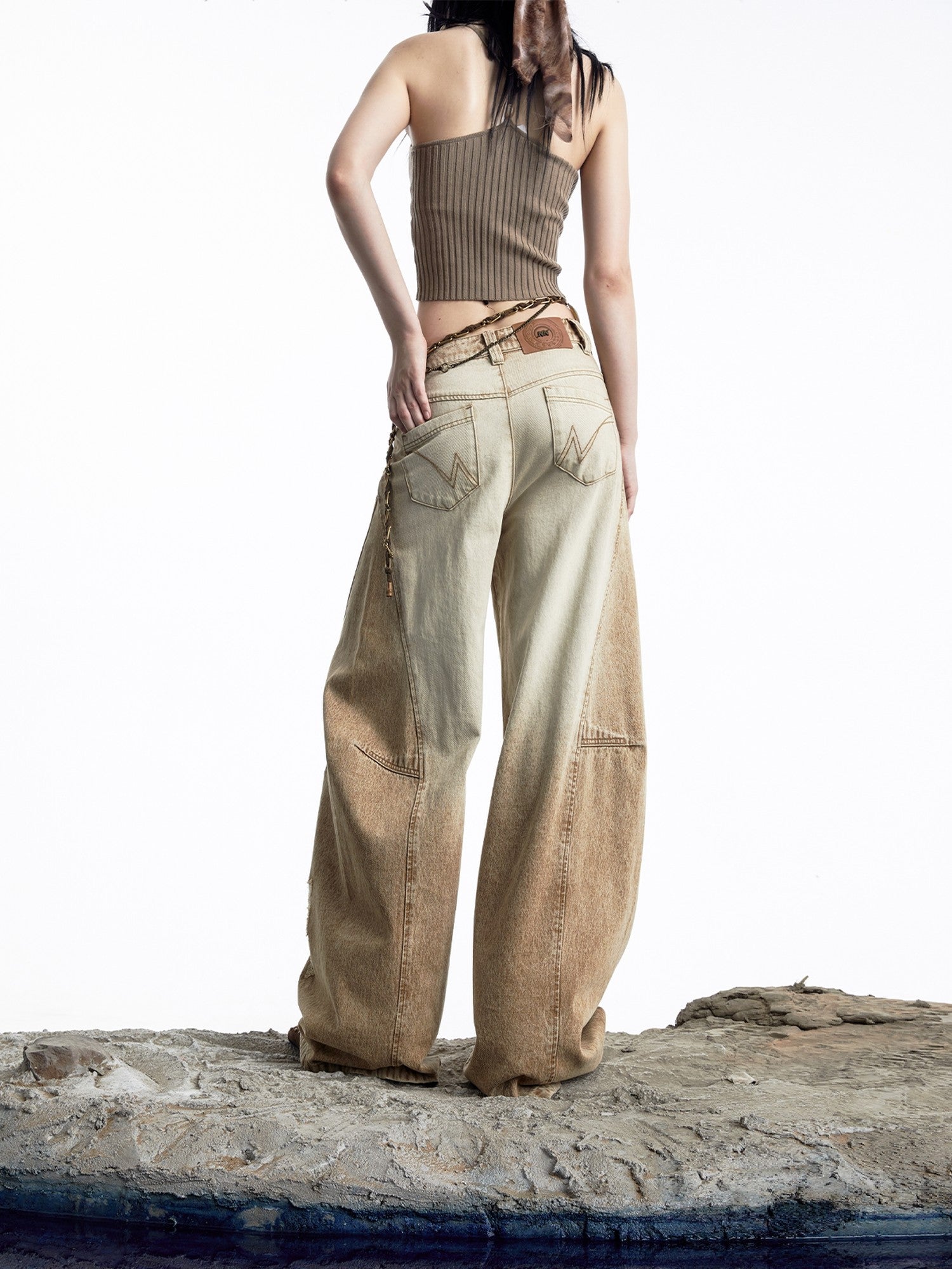 NORTH NODE Curved Blade Cone Shaped Tapered Slim Fit Women&