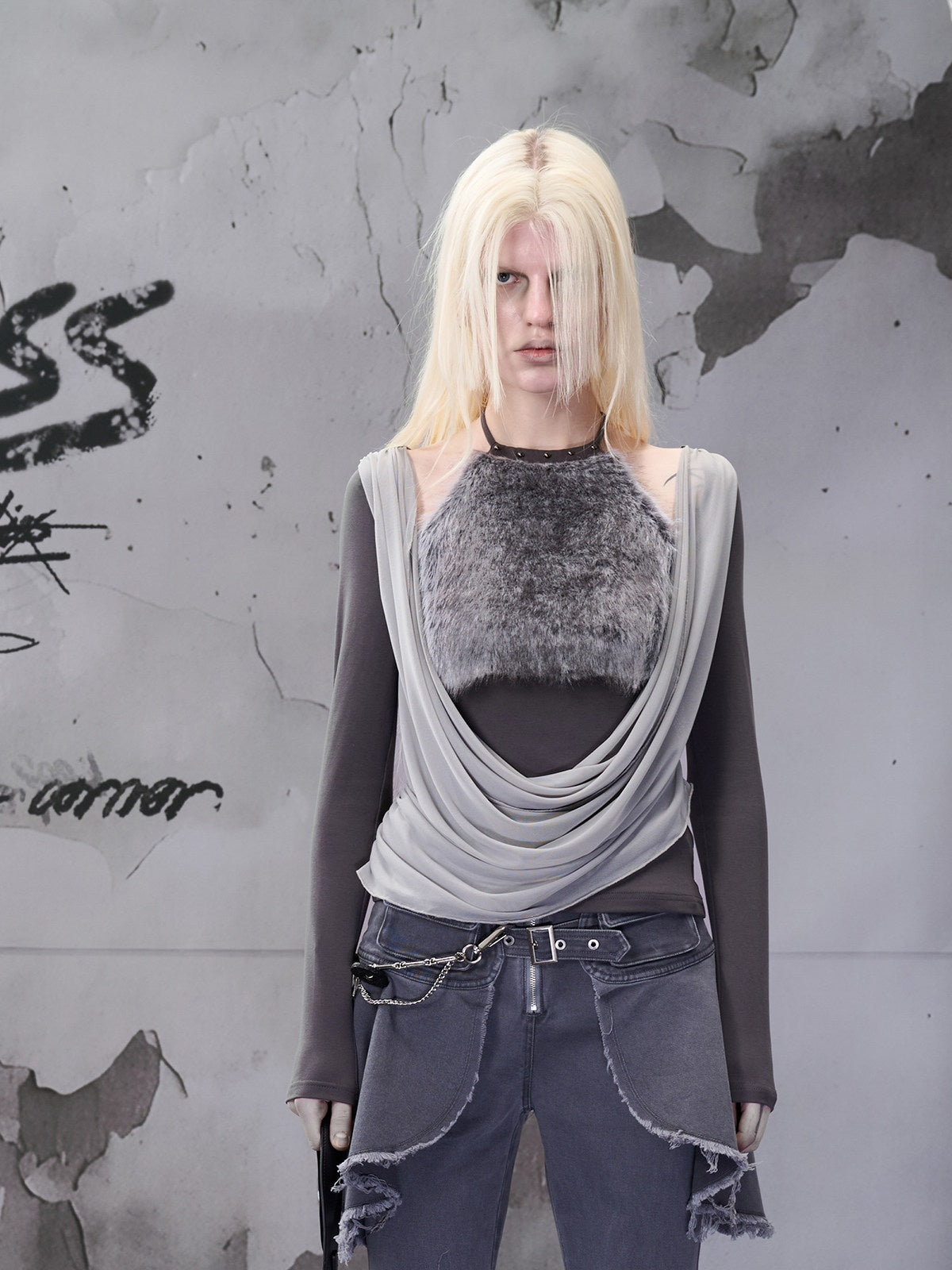 NORTH_NODE_Faux_Fur_Spliced_Halter_Neck_Ruched_Women&