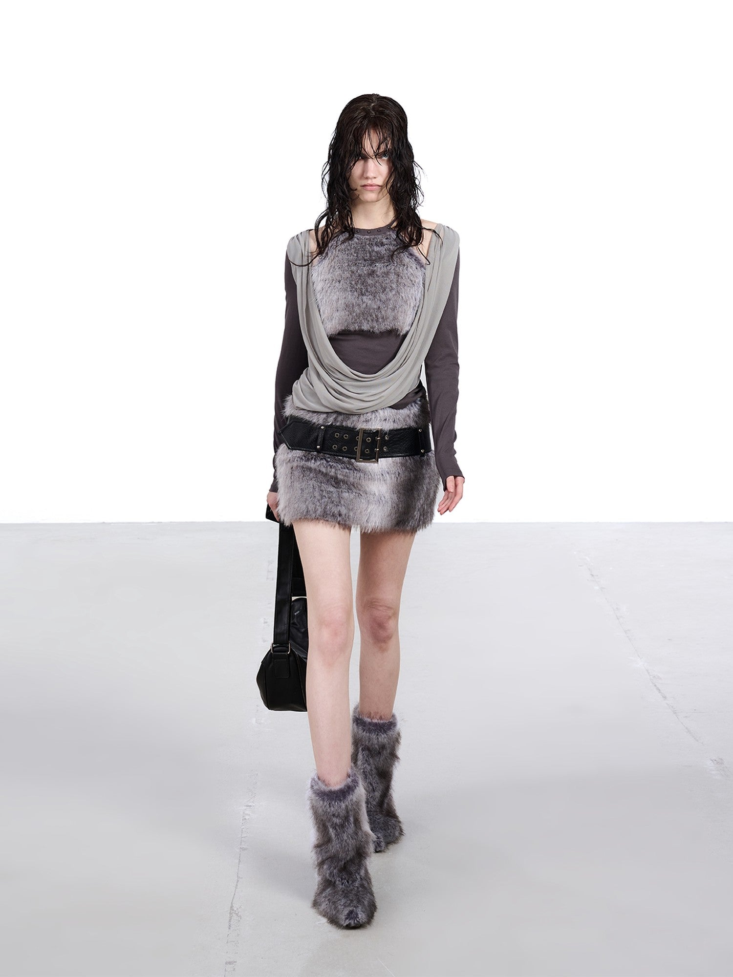 NORTH NODE Faux Fur Spliced Halter Neck Ruched Women&