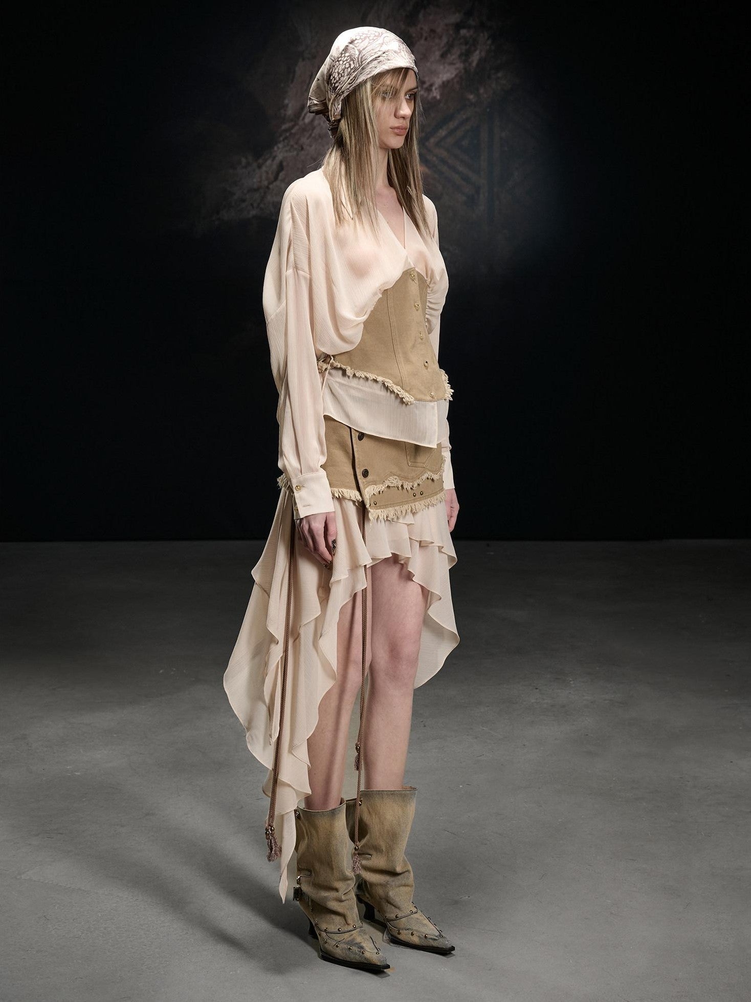 NORTH NODE Khaki Splice Cinched Waist V-neck Slim Women&