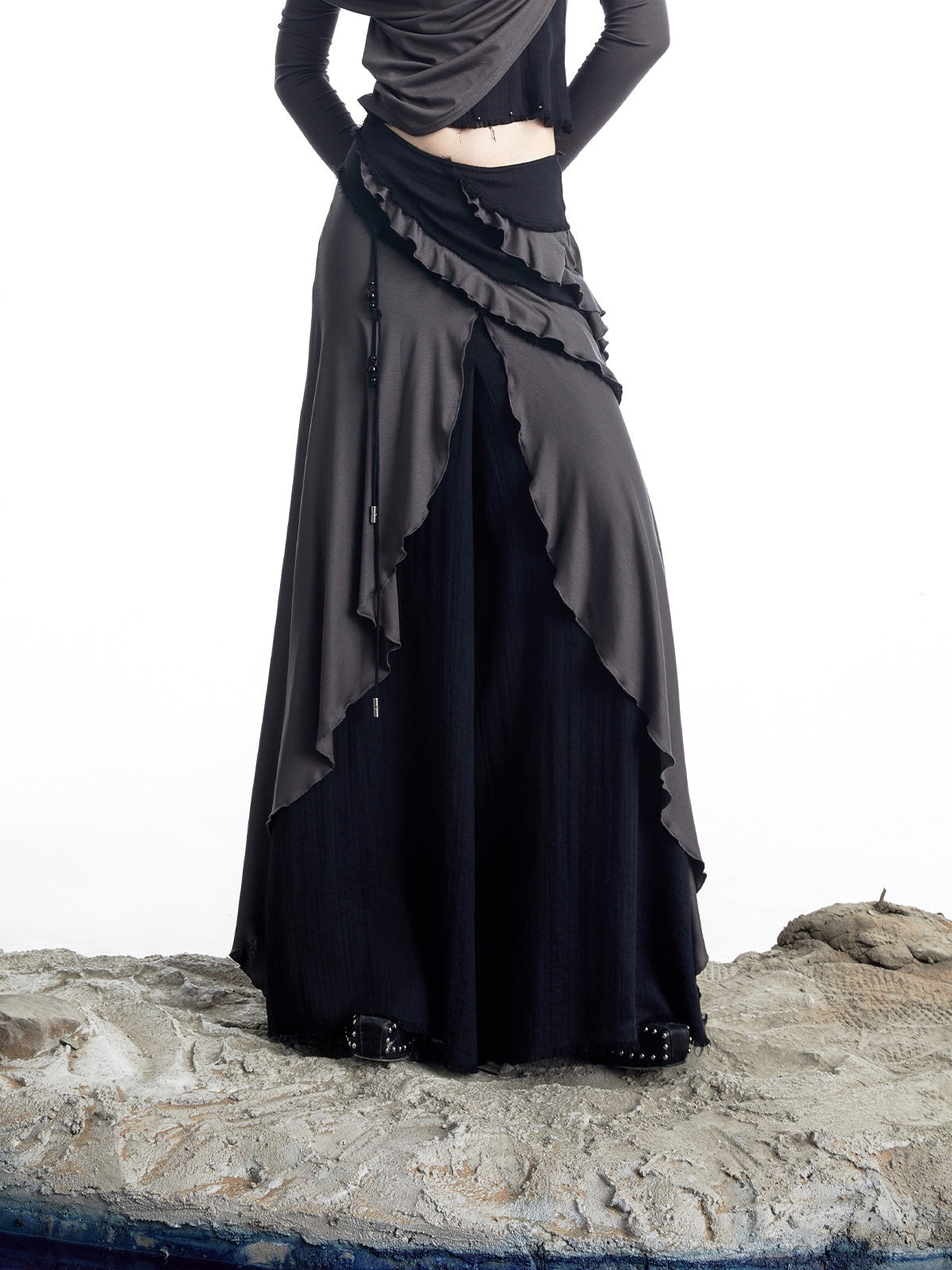 NORTH_NODE_Layered_Patchwork_Ruffle_Knit_Women&