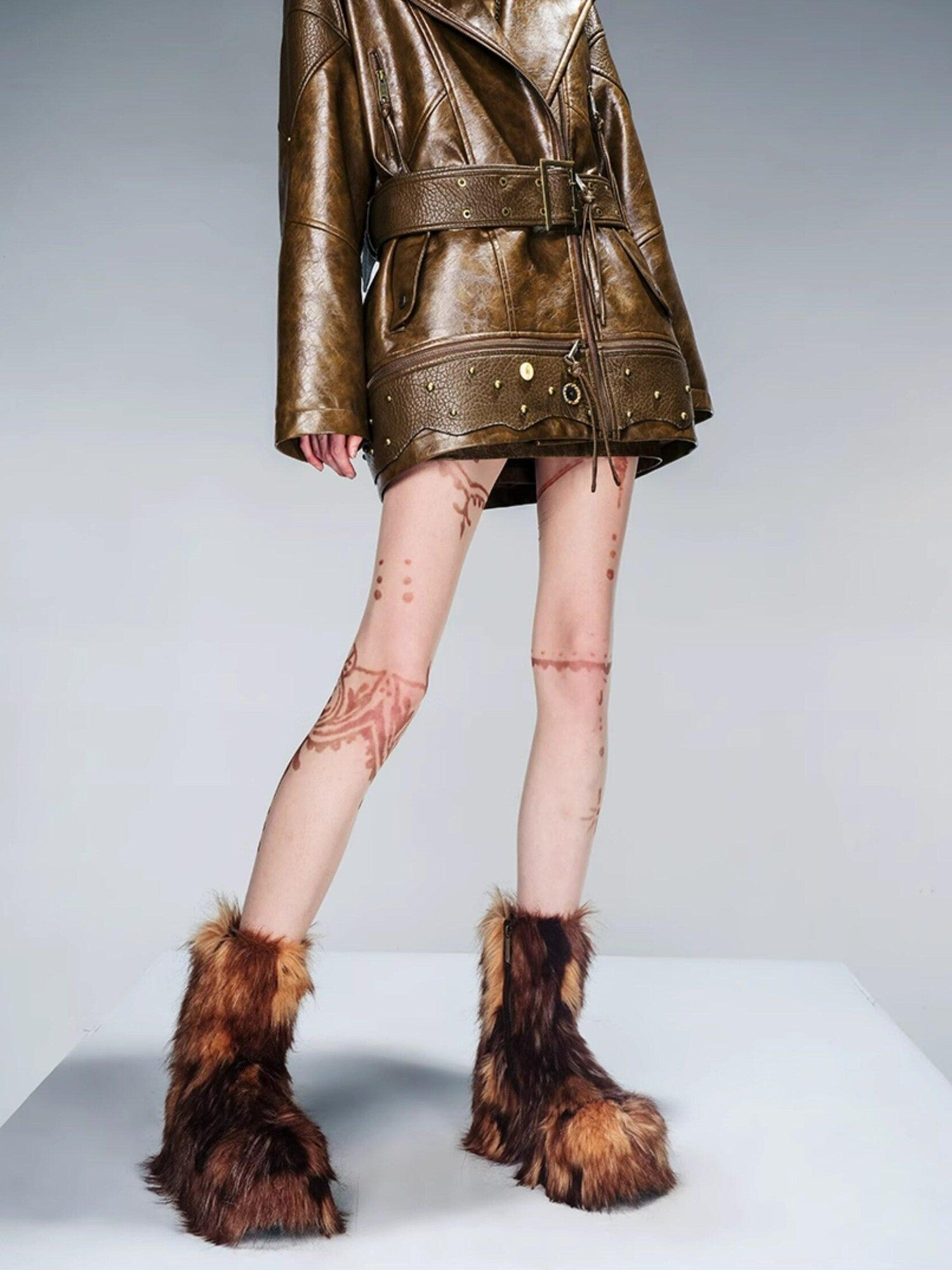 NORTH NODE Quilted Detachable Fur Collar Cropped Loose Lapel Zip Women&