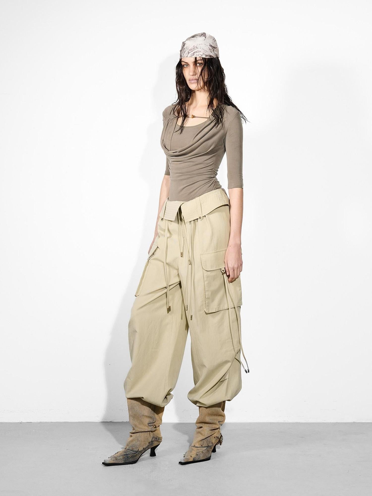 NORTH NODE Ripple Beaded U Neck Pleated Women&