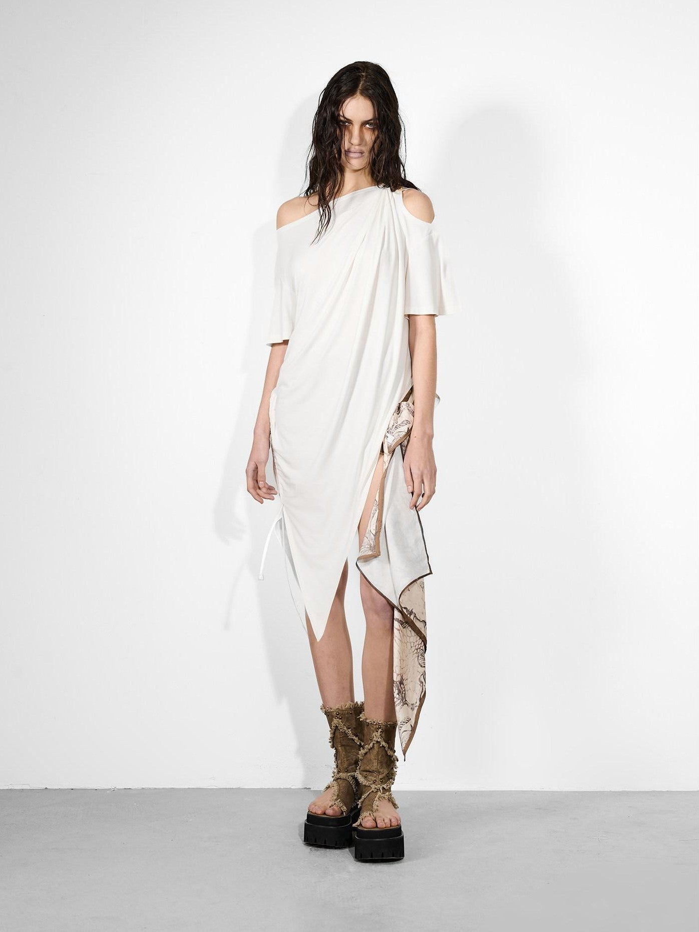 NORTH NODE Ruched Asymmetrical Off Shoulder Short Sleeve Women&