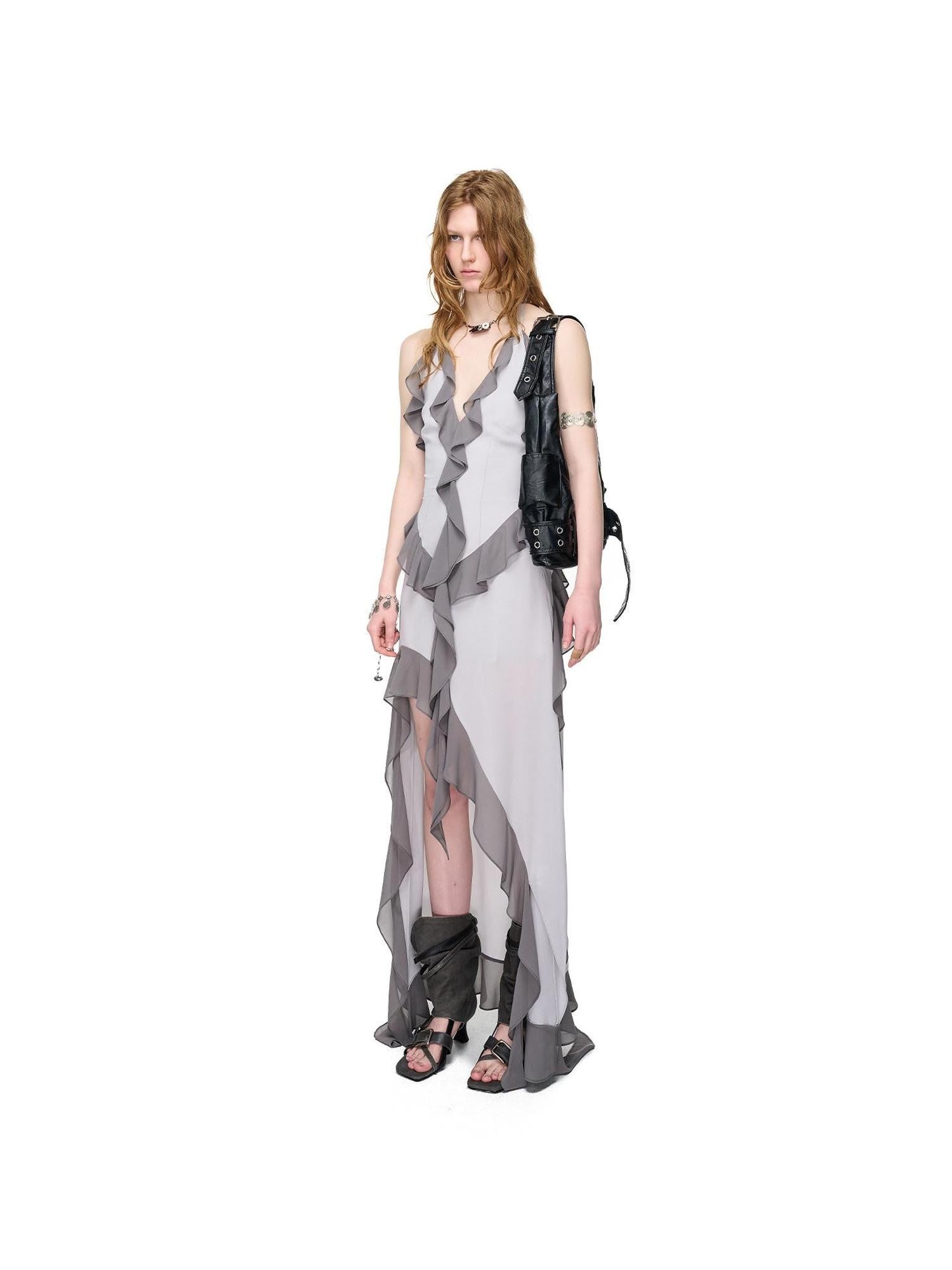 NORTH NODE Ruffled Asymmetric Spliced V-neck Women&