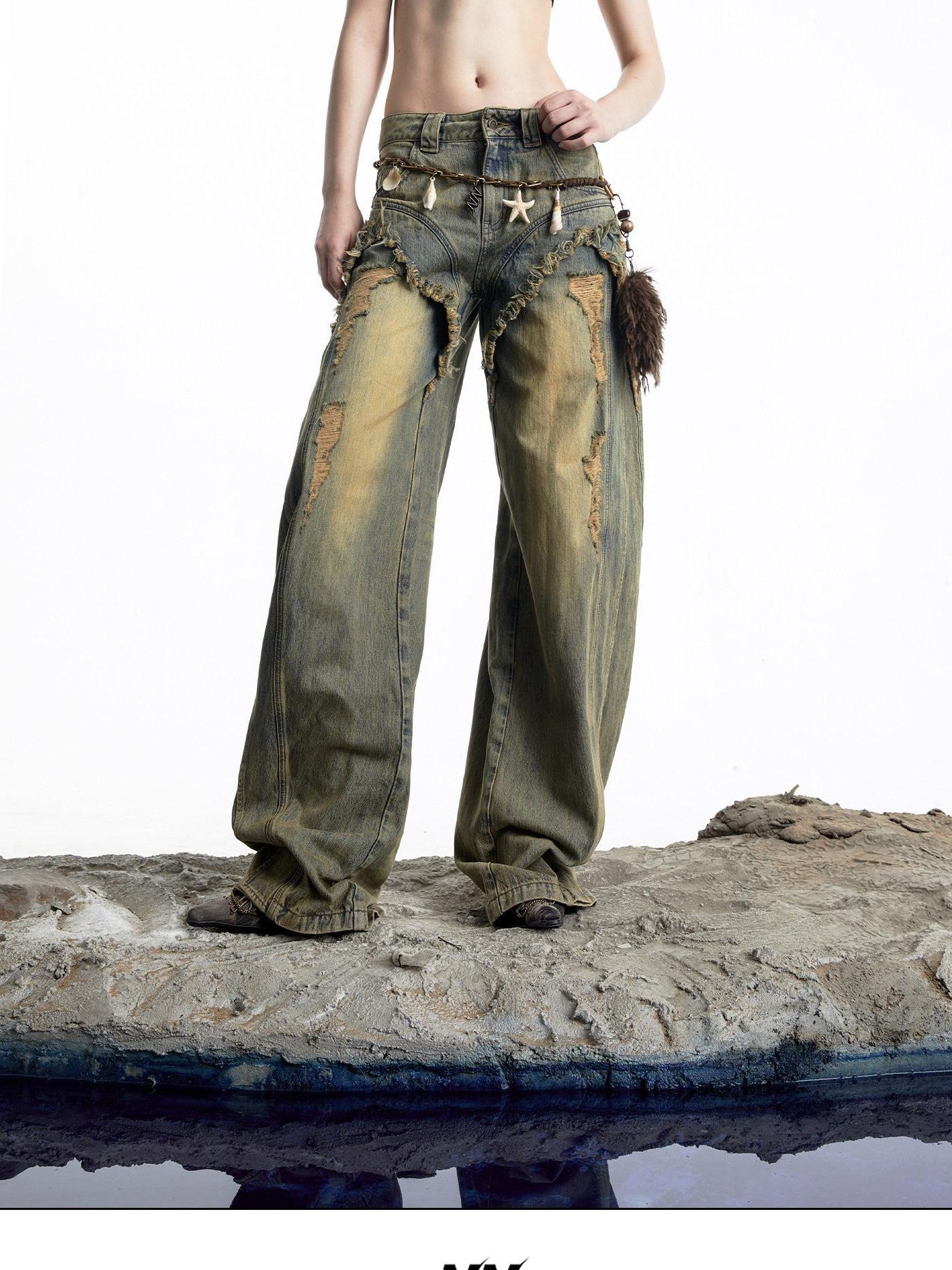 NORTH NODE Vintage Blue Washed Distressed Raw Hem Ripped Women&
