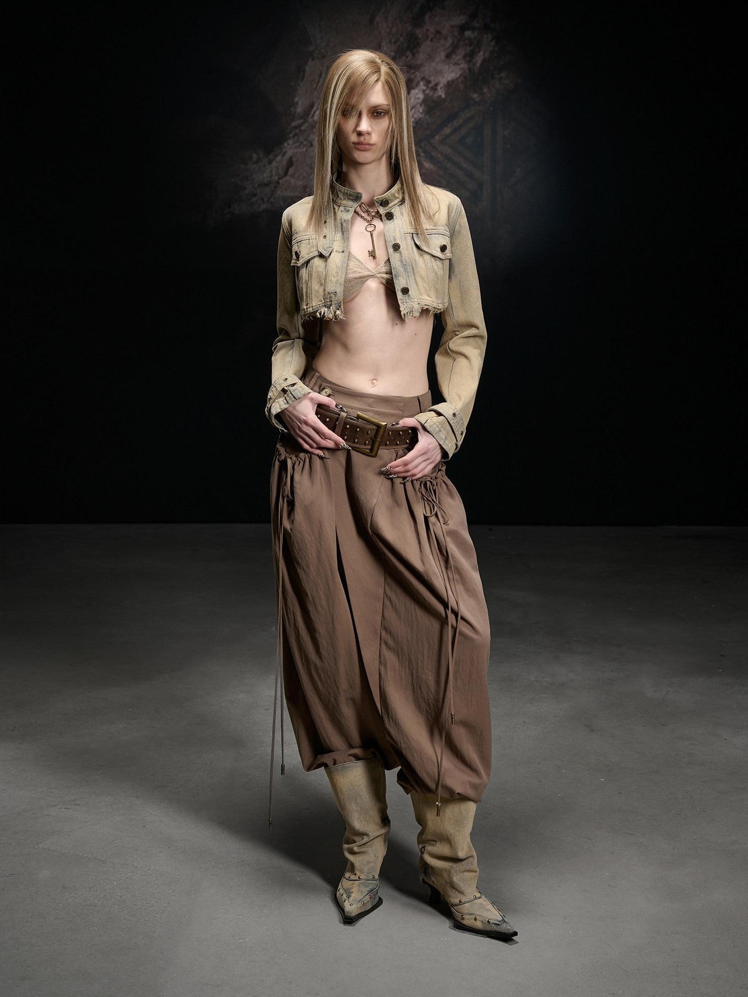 NORTH NODE Washed Distressed Cropped Stand Collar Flap Pocket Women&