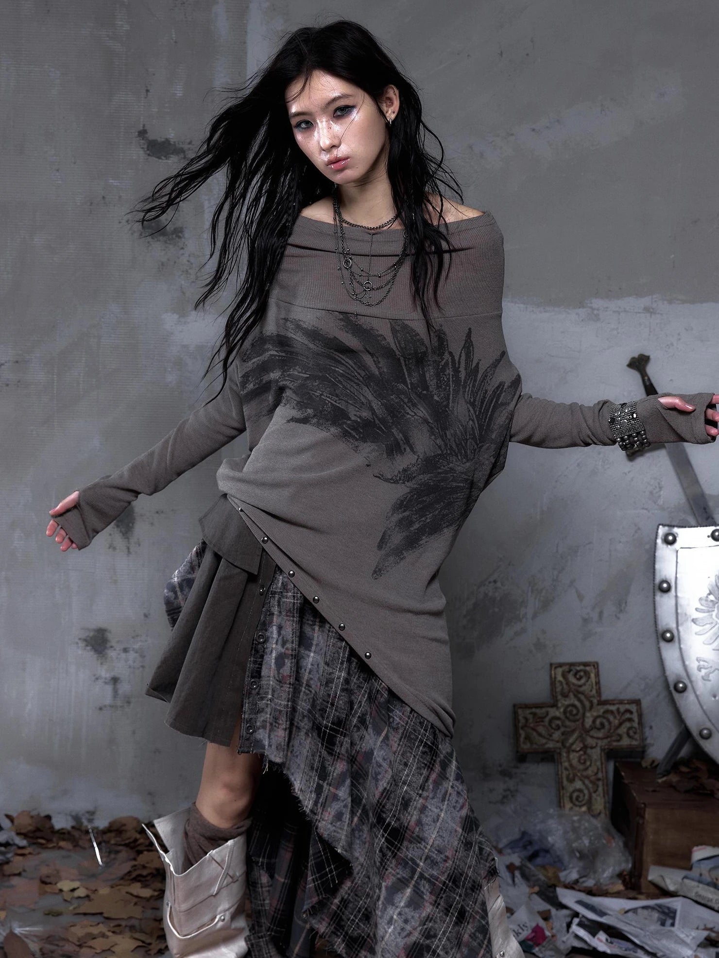 NO ROMANCE Botanical Floral Print Cinched Waist Cropped Long Sleeve Women Casual T-Shirt