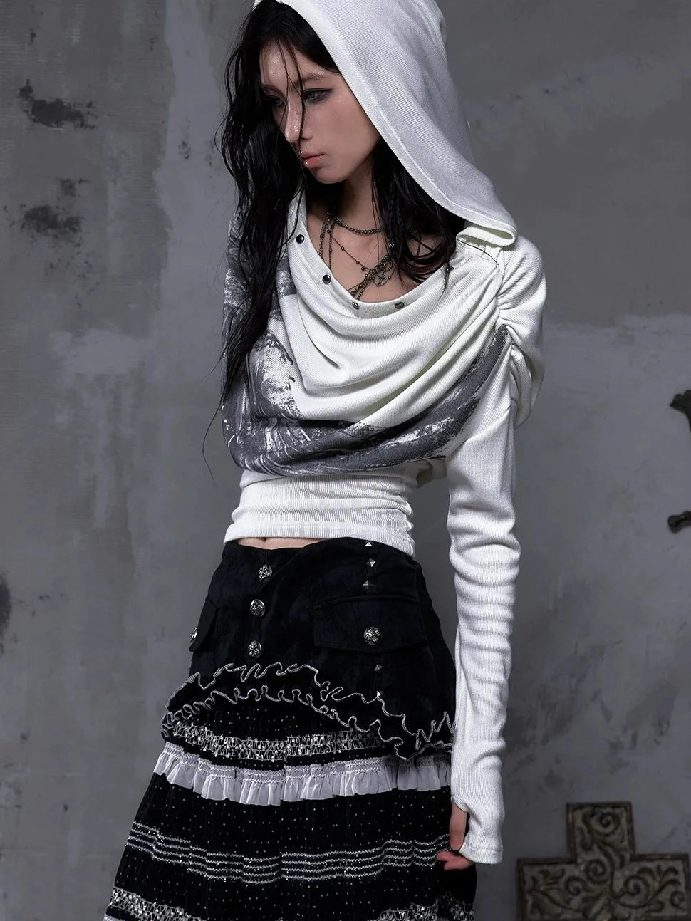 NO ROMANCE Botanical Floral Print Cinched Waist Cropped Long Sleeve Women Casual T-Shirt