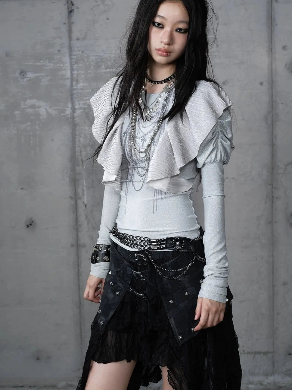 NO ROMANCE Butterfly Graphic Slim Fit Vintage Long Puff Sleeve Crew Neck Women T-Shirt