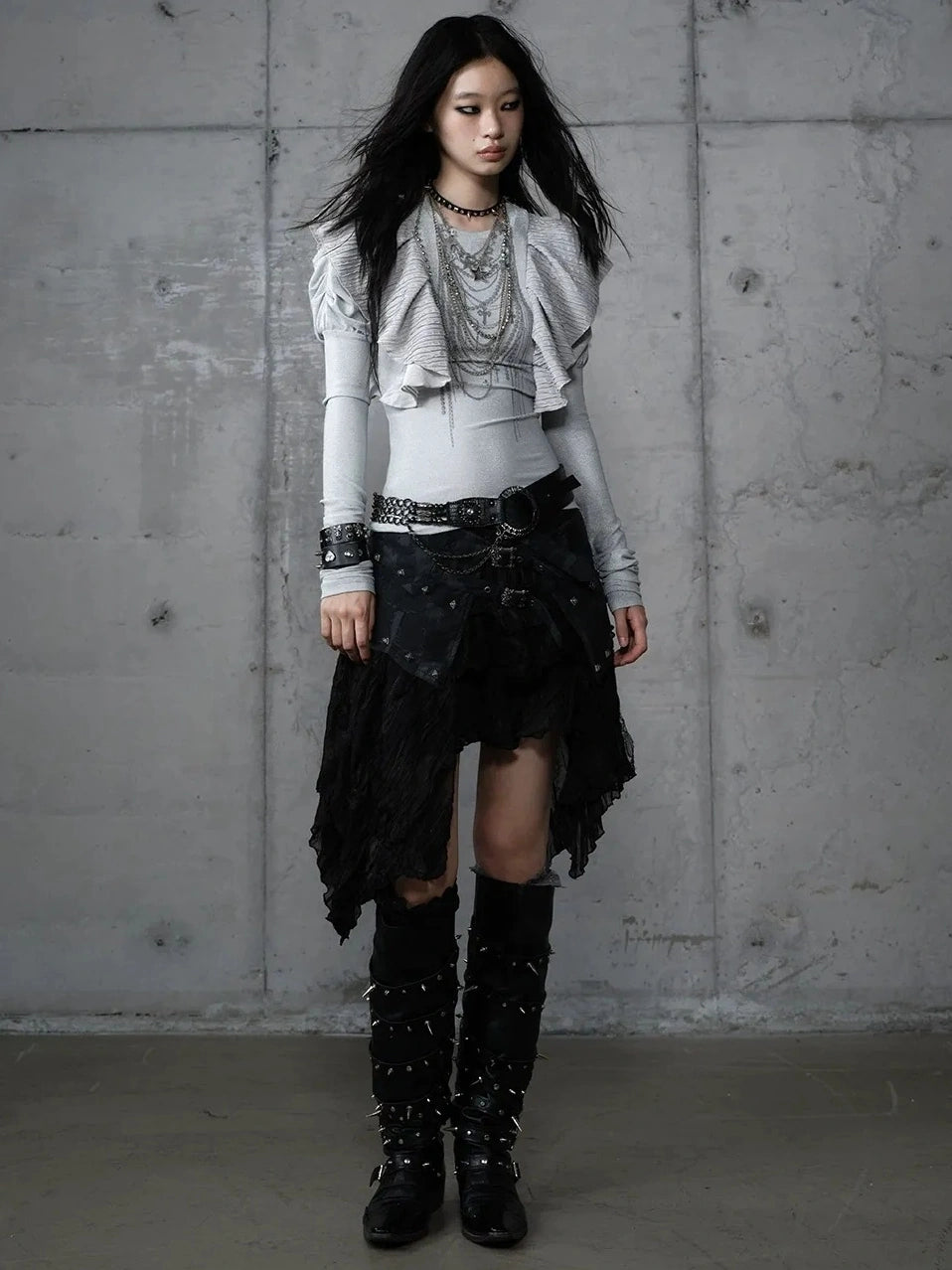 NO ROMANCE Butterfly Graphic Slim Fit Vintage Long Puff Sleeve Crew Neck Women T-Shirt