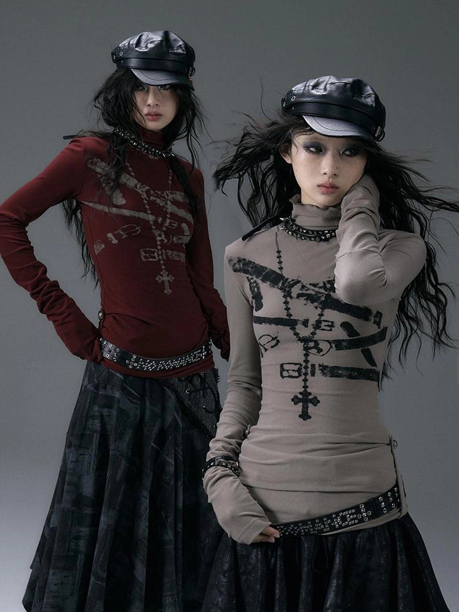 NO ROMANCE Cotton Blend Printed Slim Fit High Neck Long Sleeve Street Punk Women T-Shirt