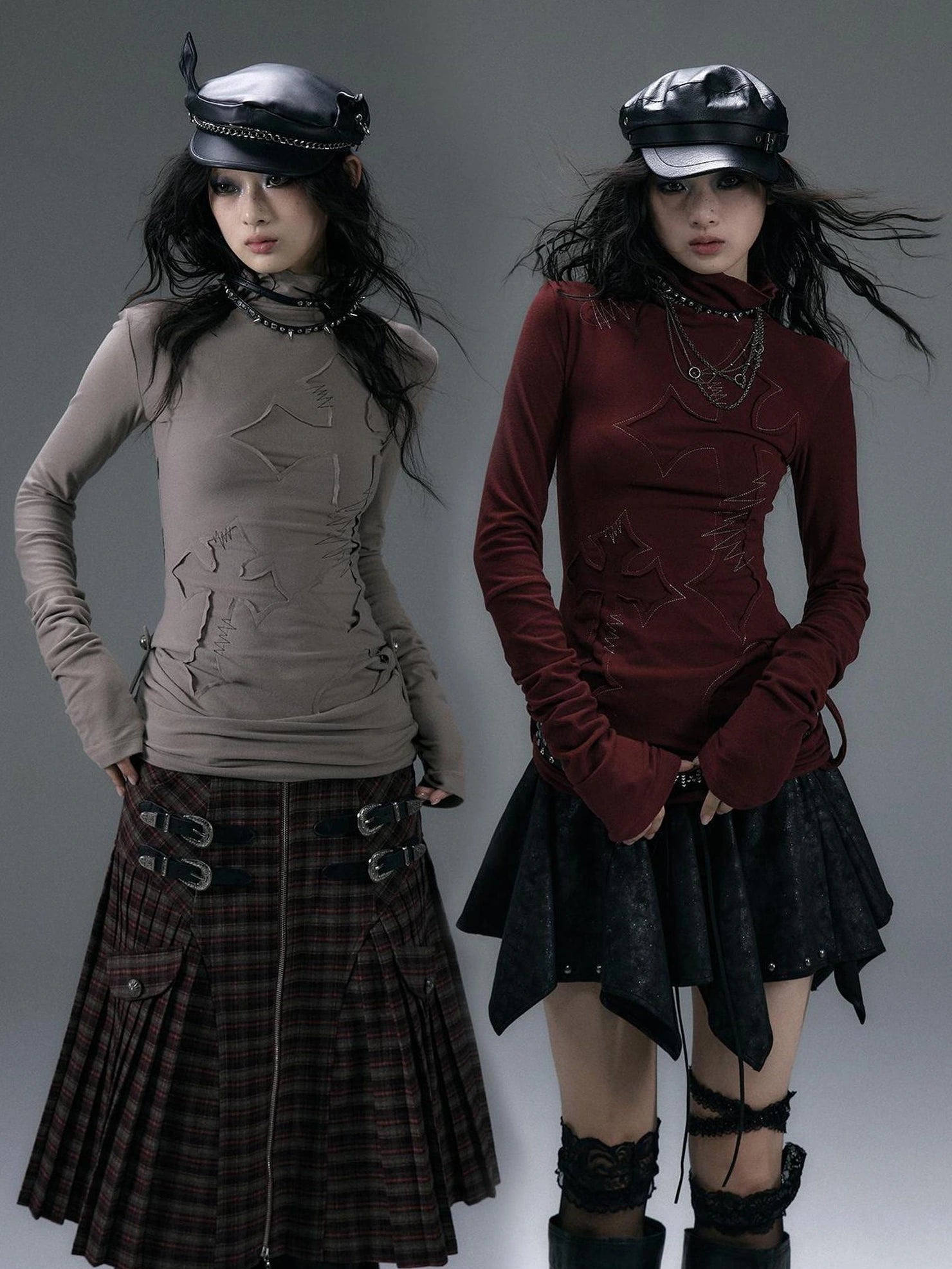 NO ROMANCE Cotton Blend Printed Slim Fit High Neck Long Sleeve Street Punk Women T-Shirt