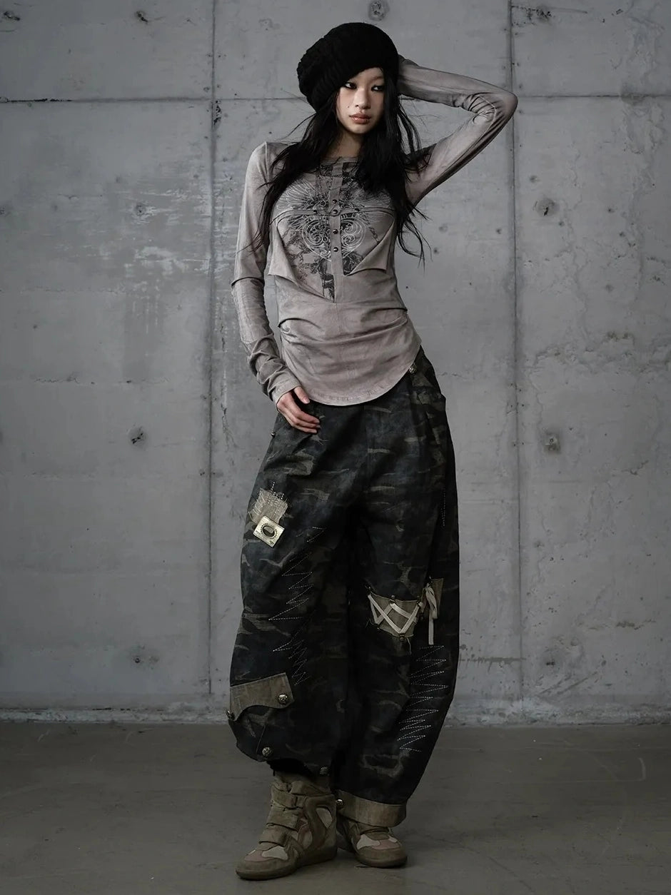 NO ROMANCE Distressed Graphic Punk Slim Fit Long Sleeve Crew Neck Women Gray Cotton T-Shirt