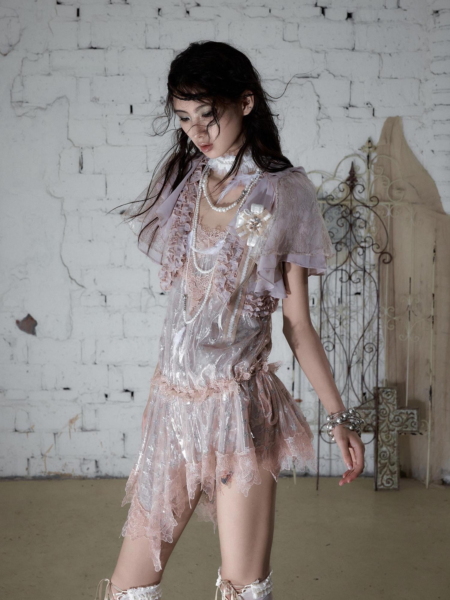 NO ROMANCE Dusty Pink Ivory Vintage Lace Court Women&