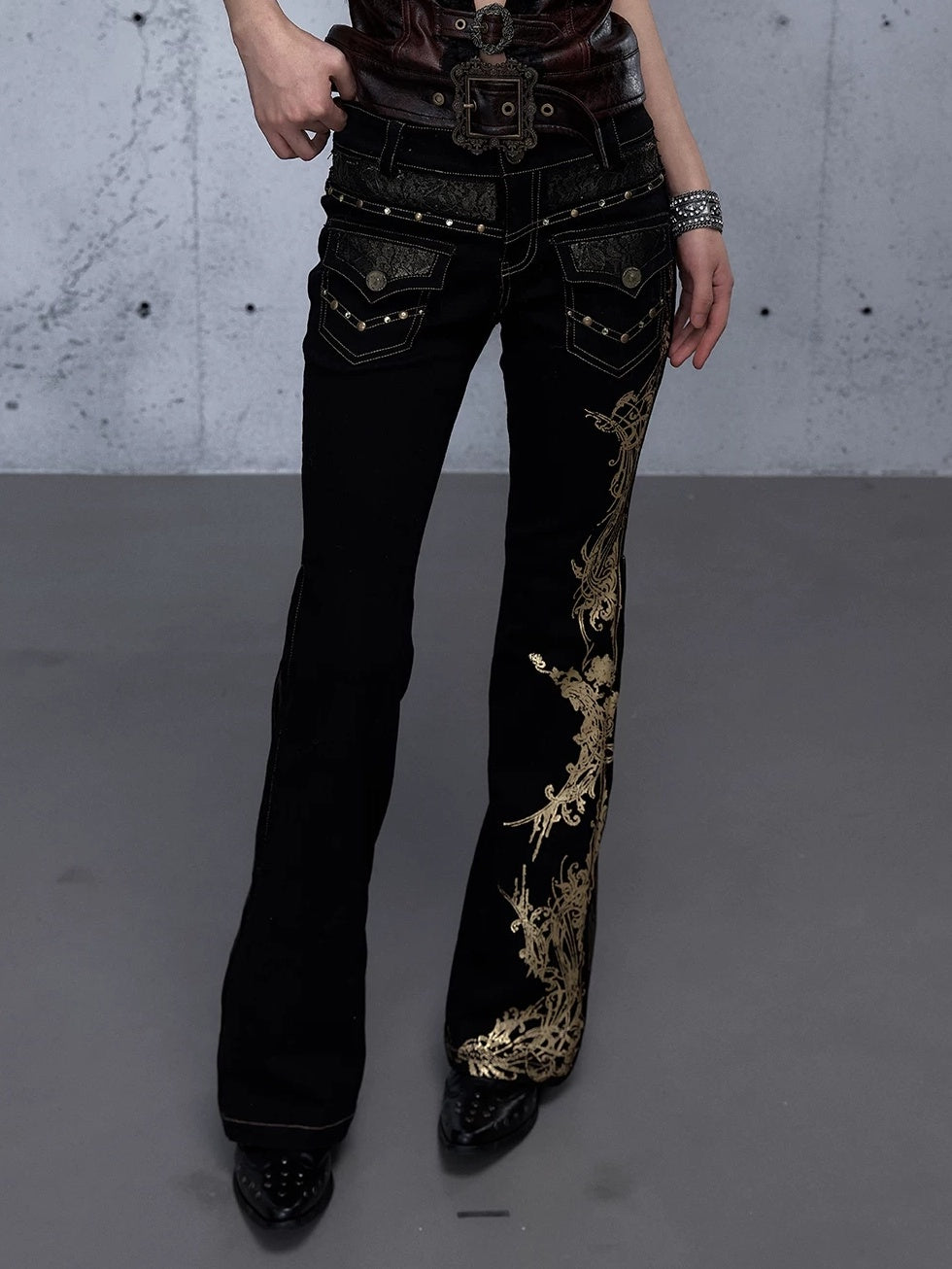 NO ROMANCE High Waist Rhinestone Accent Modern Slim Patchwork Women Floral Stretch Jeans