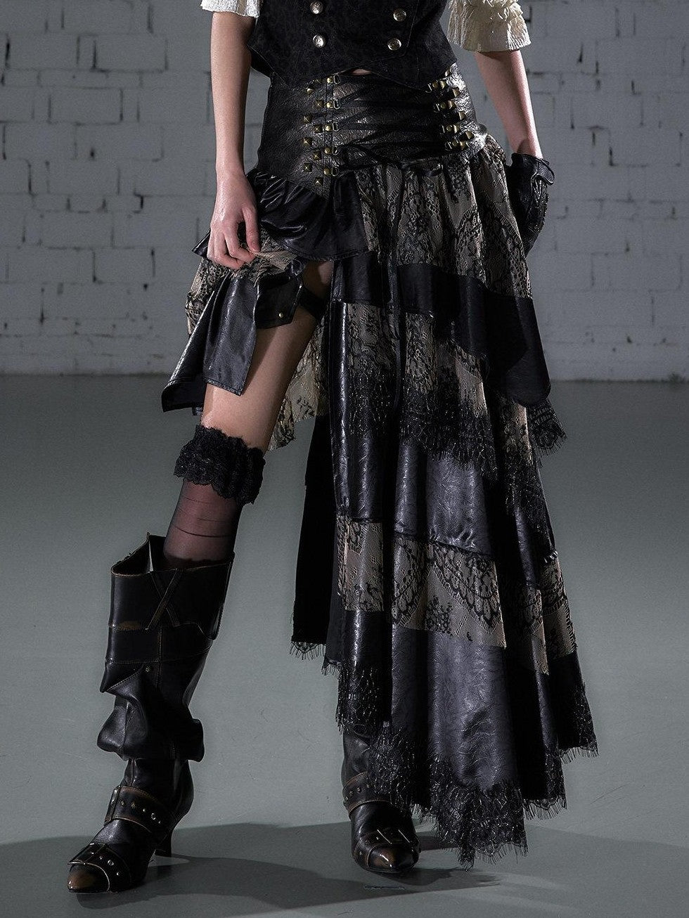 NO ROMANCE Lace Spliced Strappy Asymmetric Layered Women&