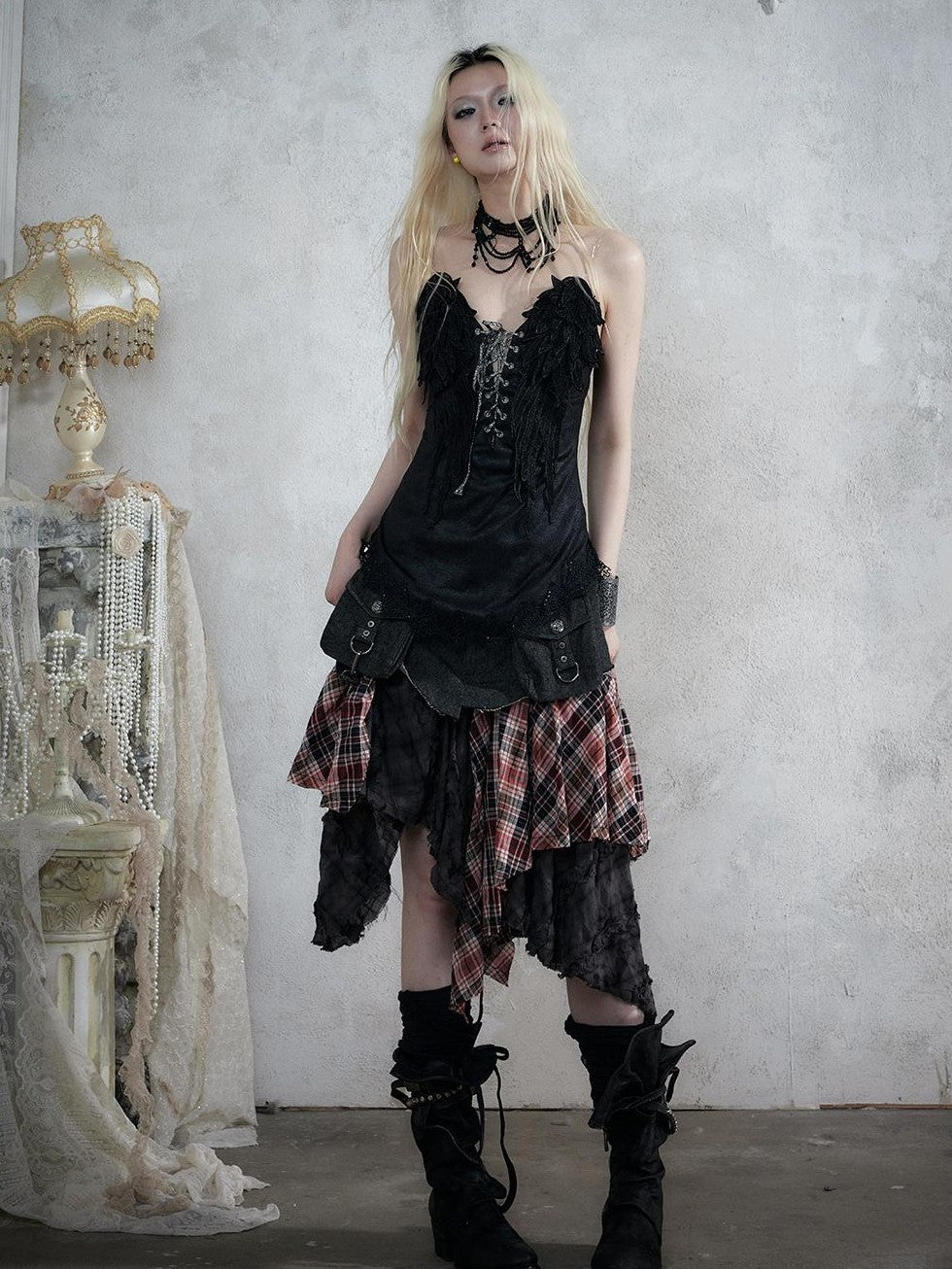 NO ROMANCE Punk Plaid Spliced Raw Hem Asymmetric High Waist Women&