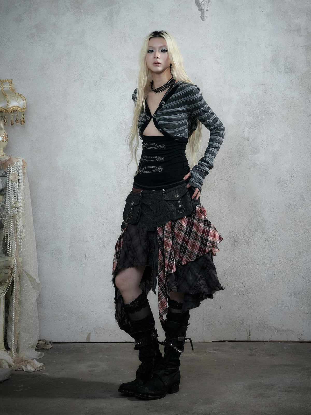 NO ROMANCE Punk Plaid Spliced Raw Hem Asymmetric High Waist Women&