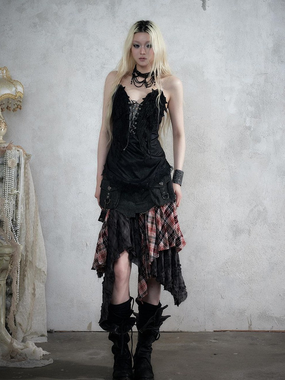 NO ROMANCE Punk Plaid Spliced Raw Hem Asymmetric High Waist Women&