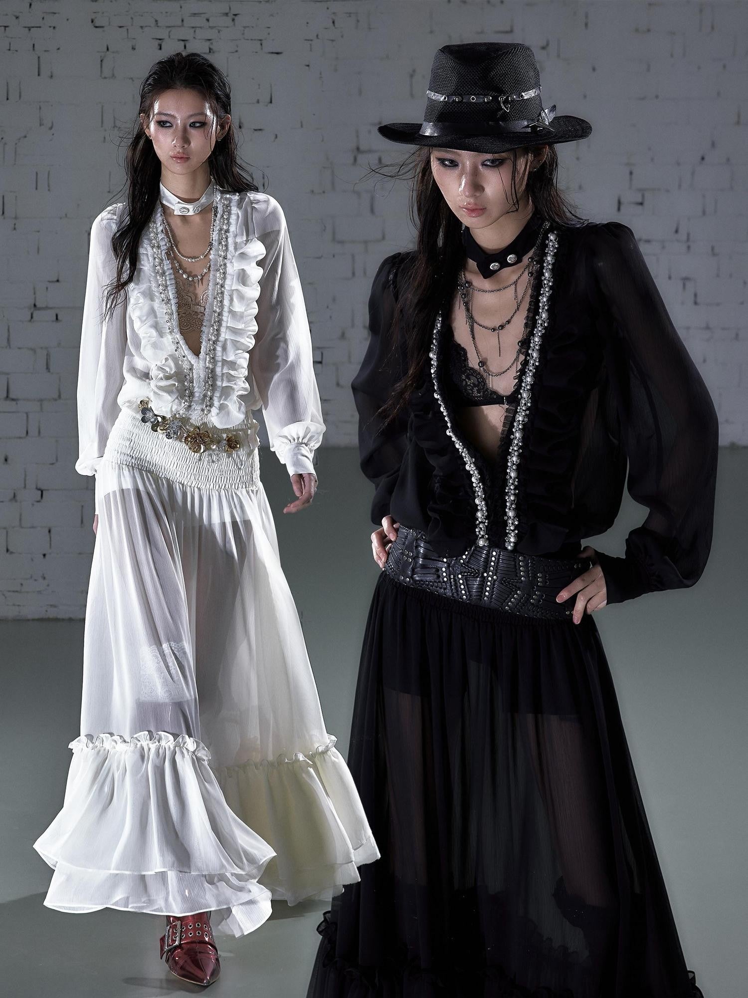 NO ROMANCE Regal Pleated V-neck A Line Women&