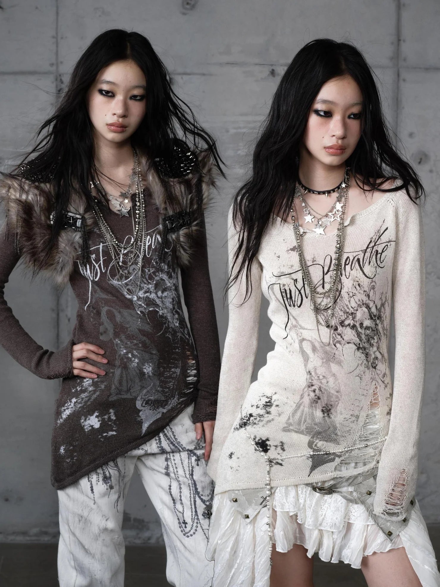 NO ROMANCE Reversible Ripped Punk Style V Neck Slim Fit Long Sleeve Women Graphic T-Shirt