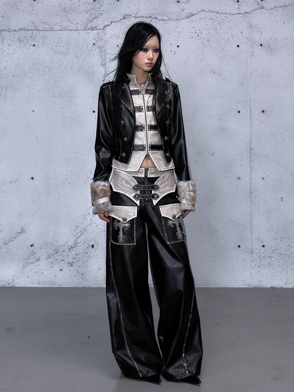 NO ROMANCE Vintage Distressed Low Rise Wide Leg Relaxed Fit Women Faded Black Pants